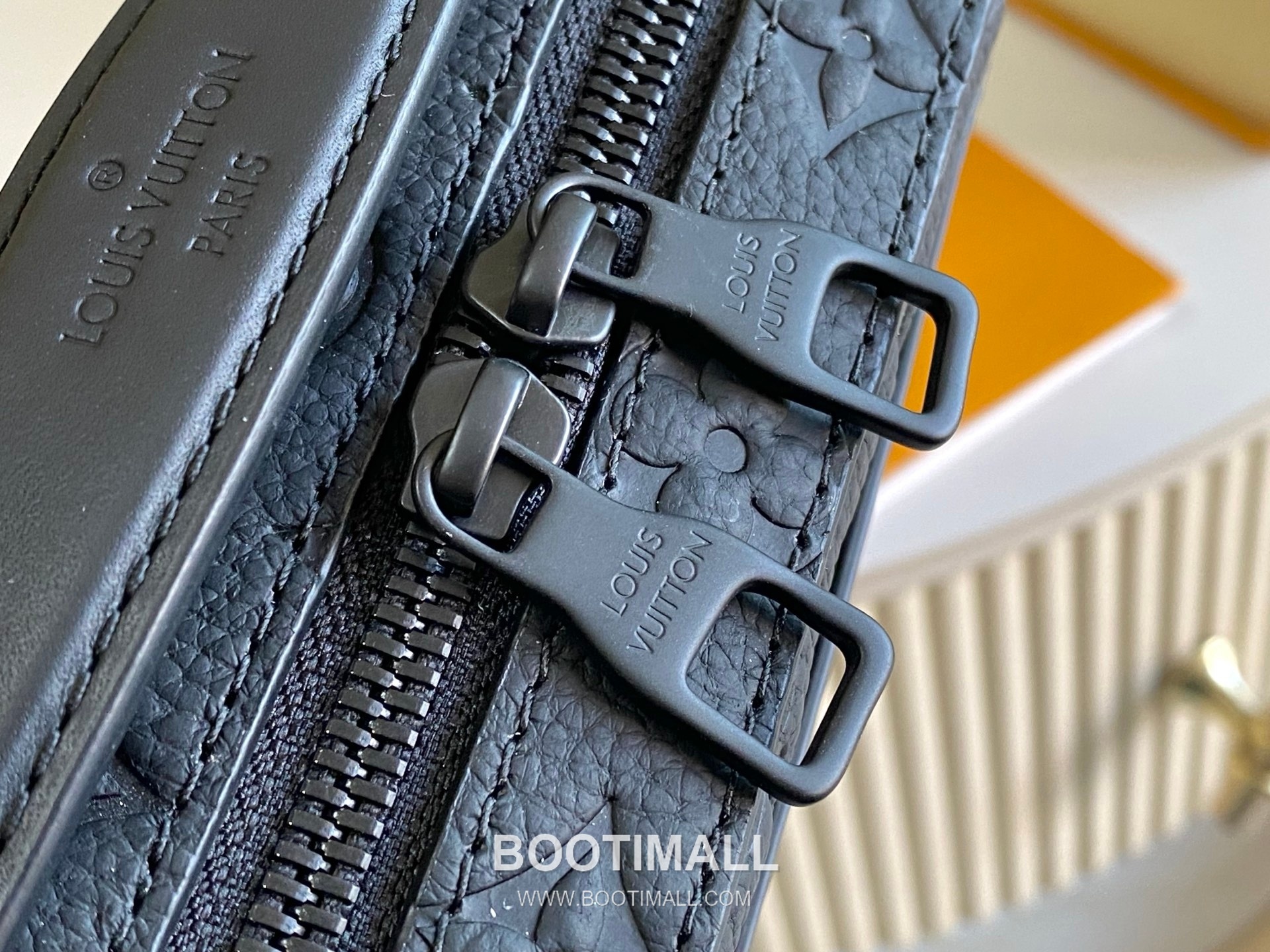 Celine Leather Pouch Italian A-grade Leather Black Bag 셀린느 M59163 가죽 파우치 이탈리아 A급 가죽 블랙 가방 21x15x7 cm 21cm 7