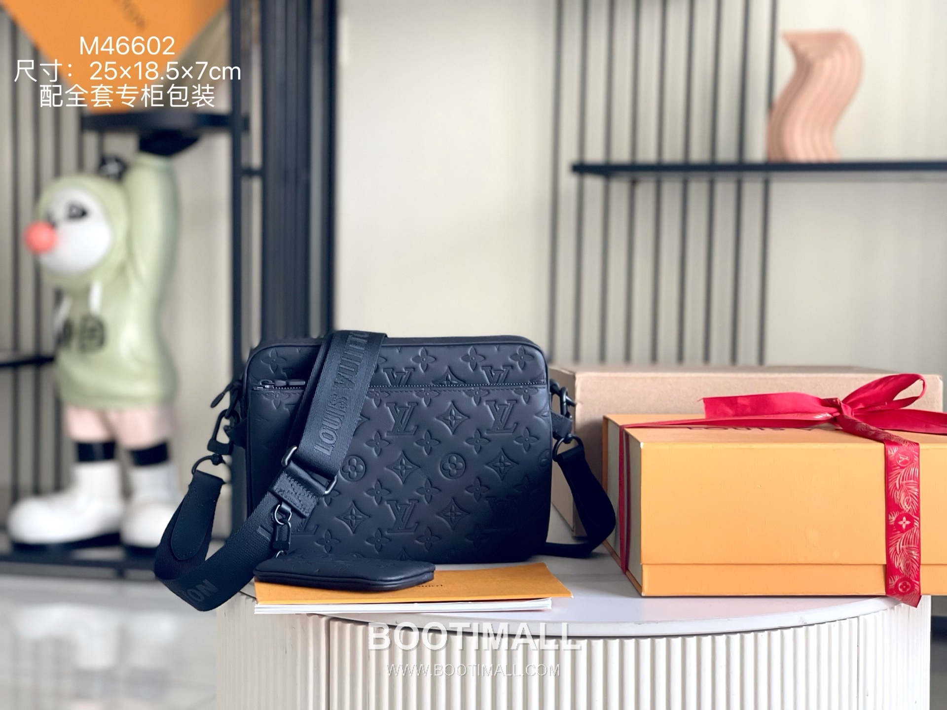 Celine Leather Bag Italian Grade A Leather Black 셀린느 M46602 가죽 가방 이탈리아 A급 가죽 블랙 25x18x7 cm 25cm 1