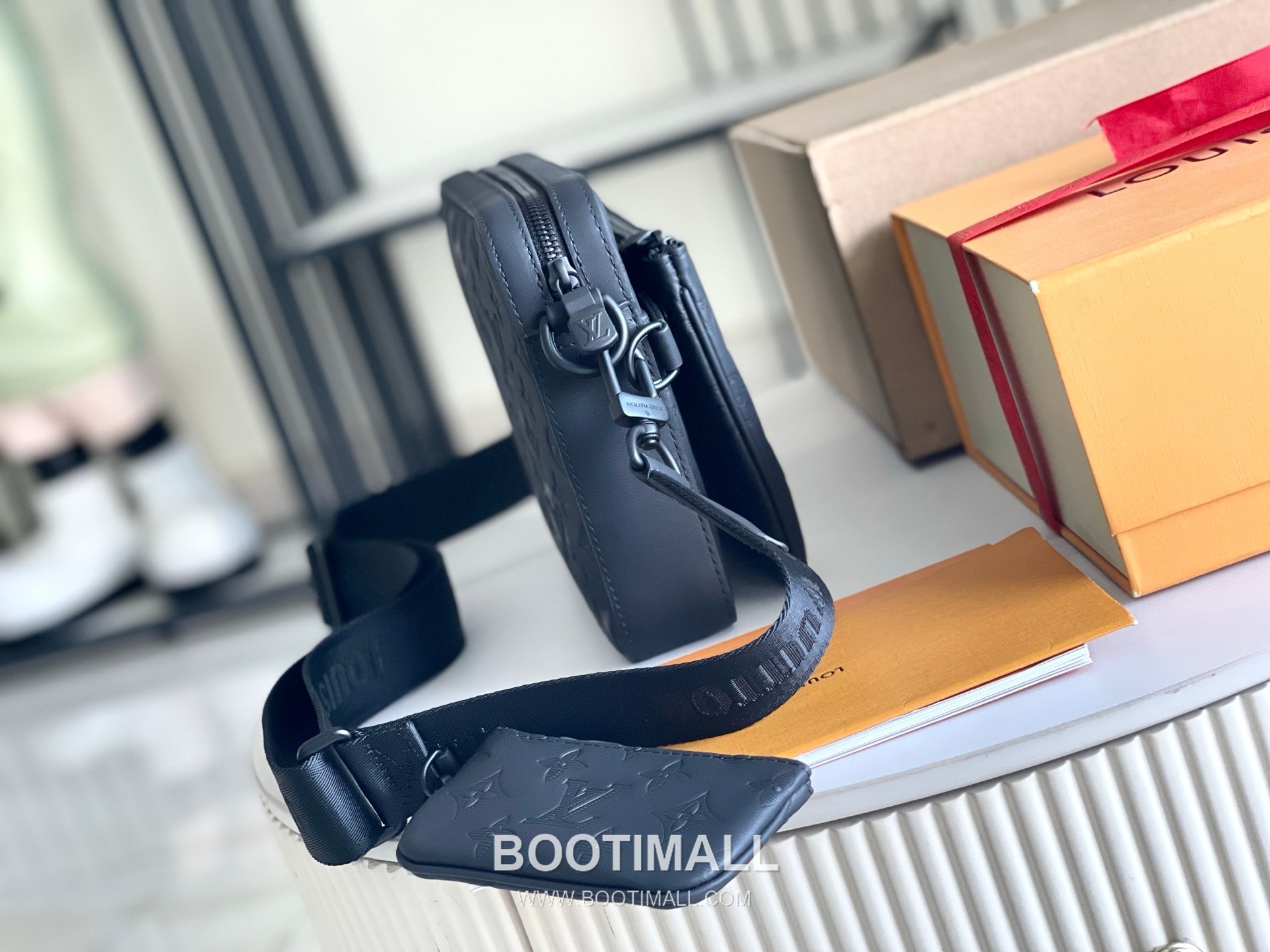 Celine Leather Bag Italian Grade A Leather Black 셀린느 M46602 가죽 가방 이탈리아 A급 가죽 블랙 25x18x7 cm 25cm 3