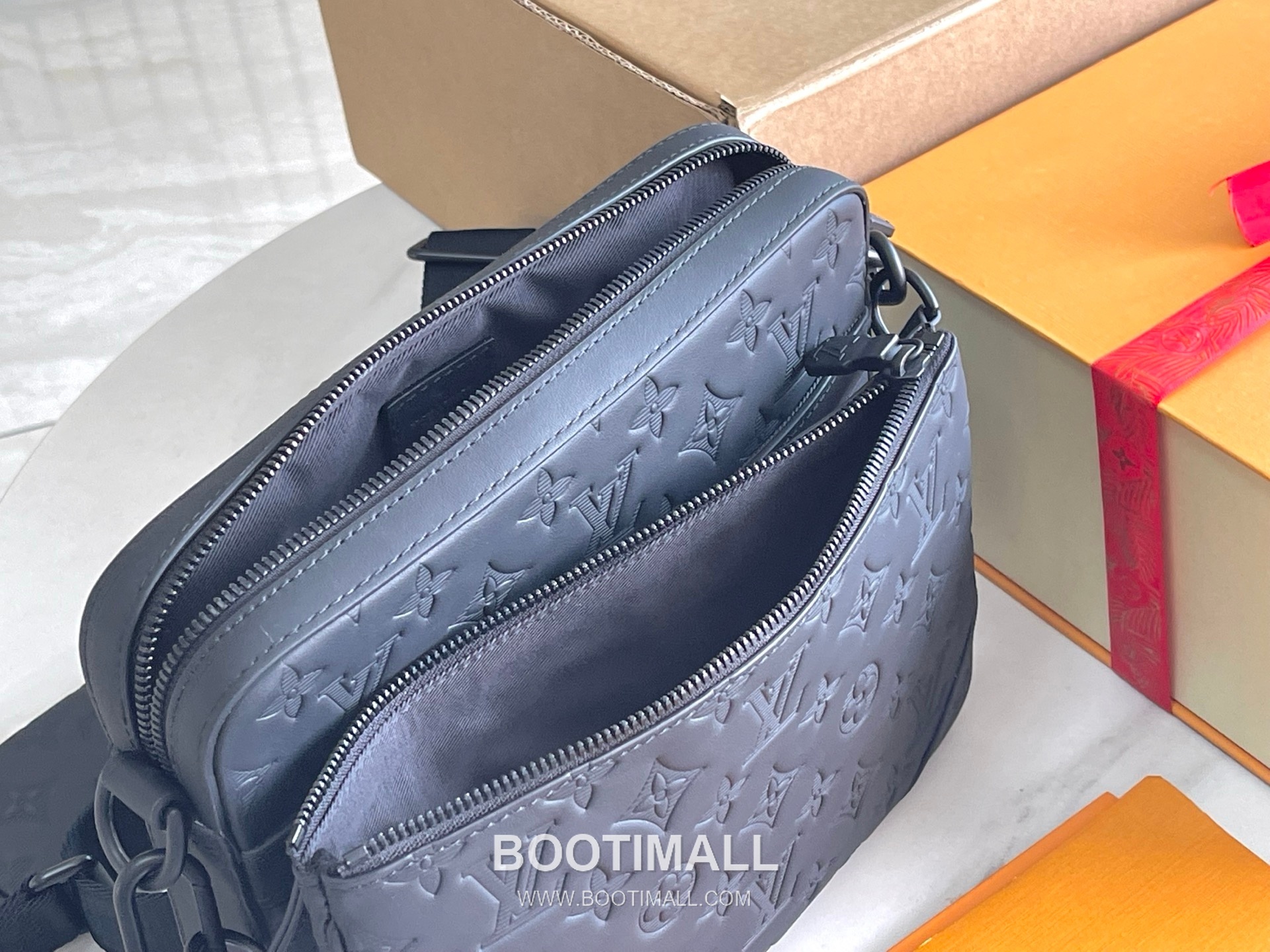 Celine Leather Bag Italian Grade A Leather Black 셀린느 M46602 가죽 가방 이탈리아 A급 가죽 블랙 25x18x7 cm 25cm 8