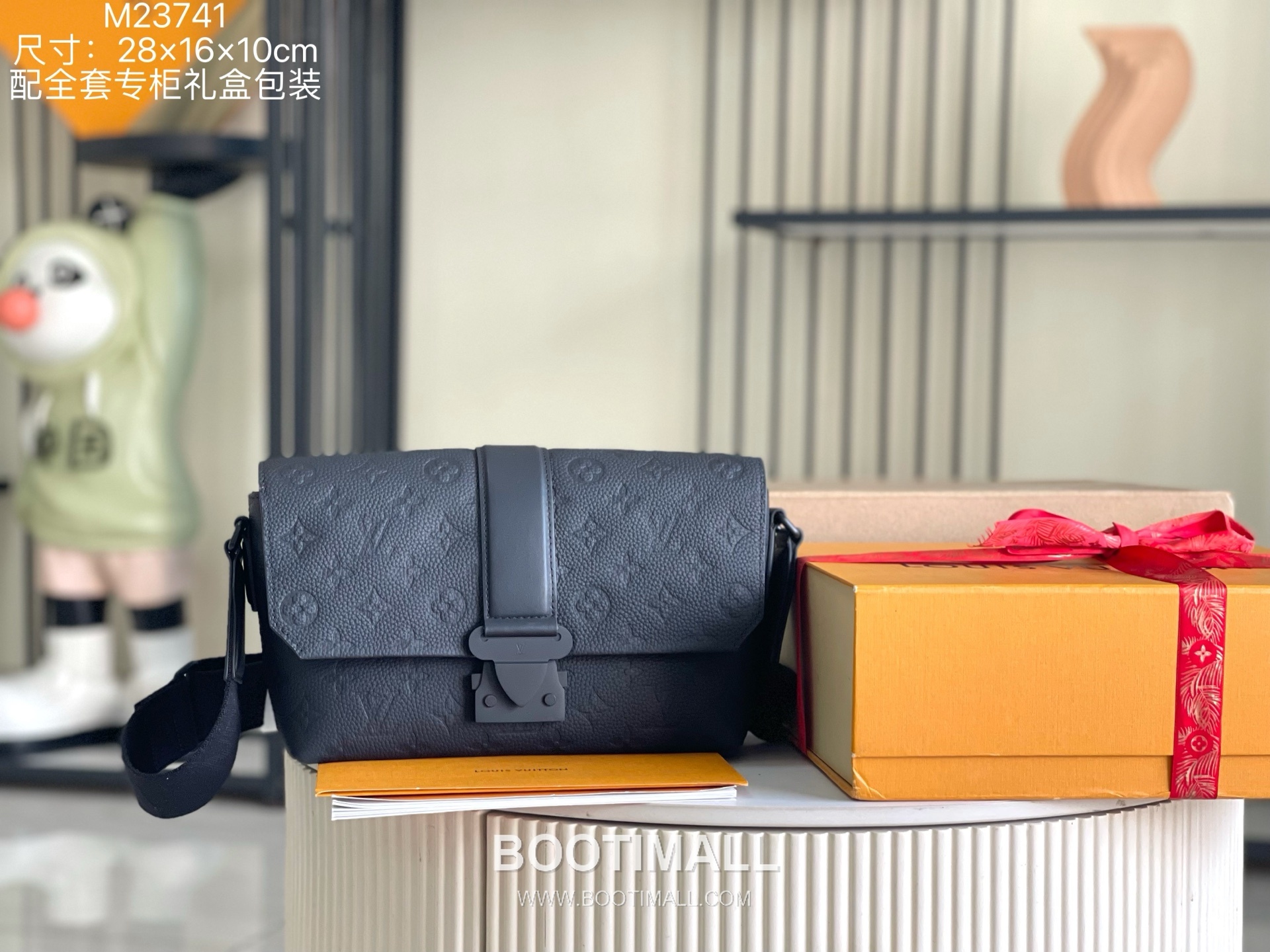 Celine Leather Bag Italian Grade A Leather, Full Steel Hardware Gray 셀린느 M23741 가죽 가방 이탈리아 A급 가죽, 풀 스틸 하드웨어 그레이 28x16x10 cm 28cm 1