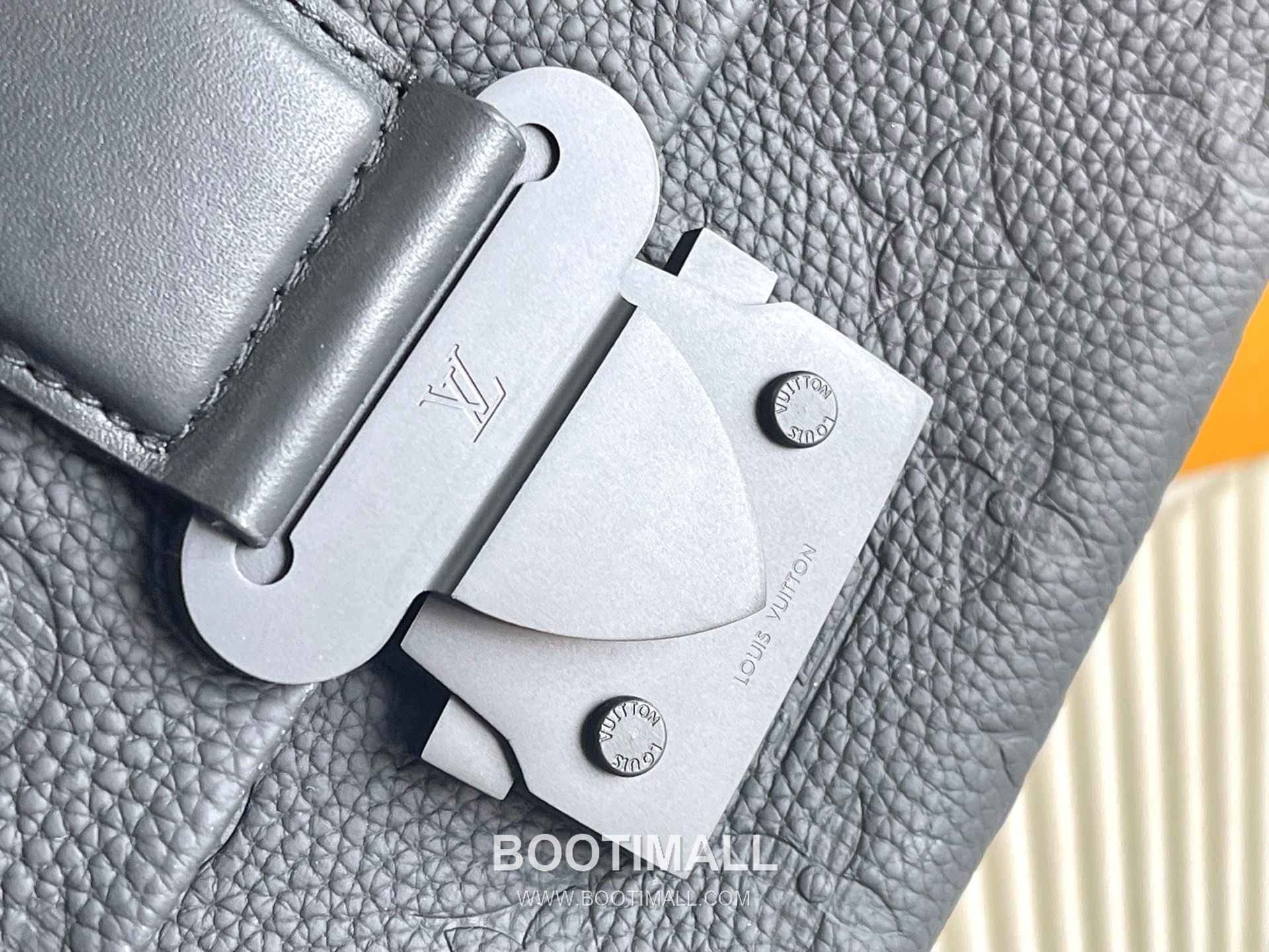 Celine Leather Bag Italian Grade A Leather, Full Steel Hardware Gray 셀린느 M23741 가죽 가방 이탈리아 A급 가죽, 풀 스틸 하드웨어 그레이 28x16x10 cm 28cm 6