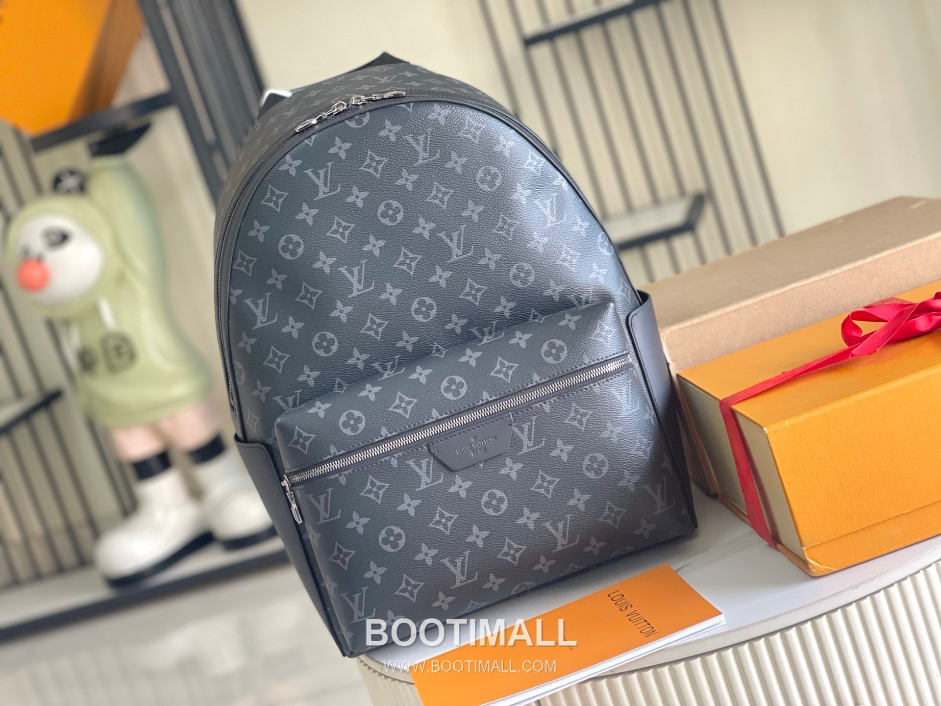 Celine Shoulder Bag Italian Grade A Leather Black 셀린느 M22545 숄더백 이탈리아 A급 가죽 블랙 29x38x20cm 2