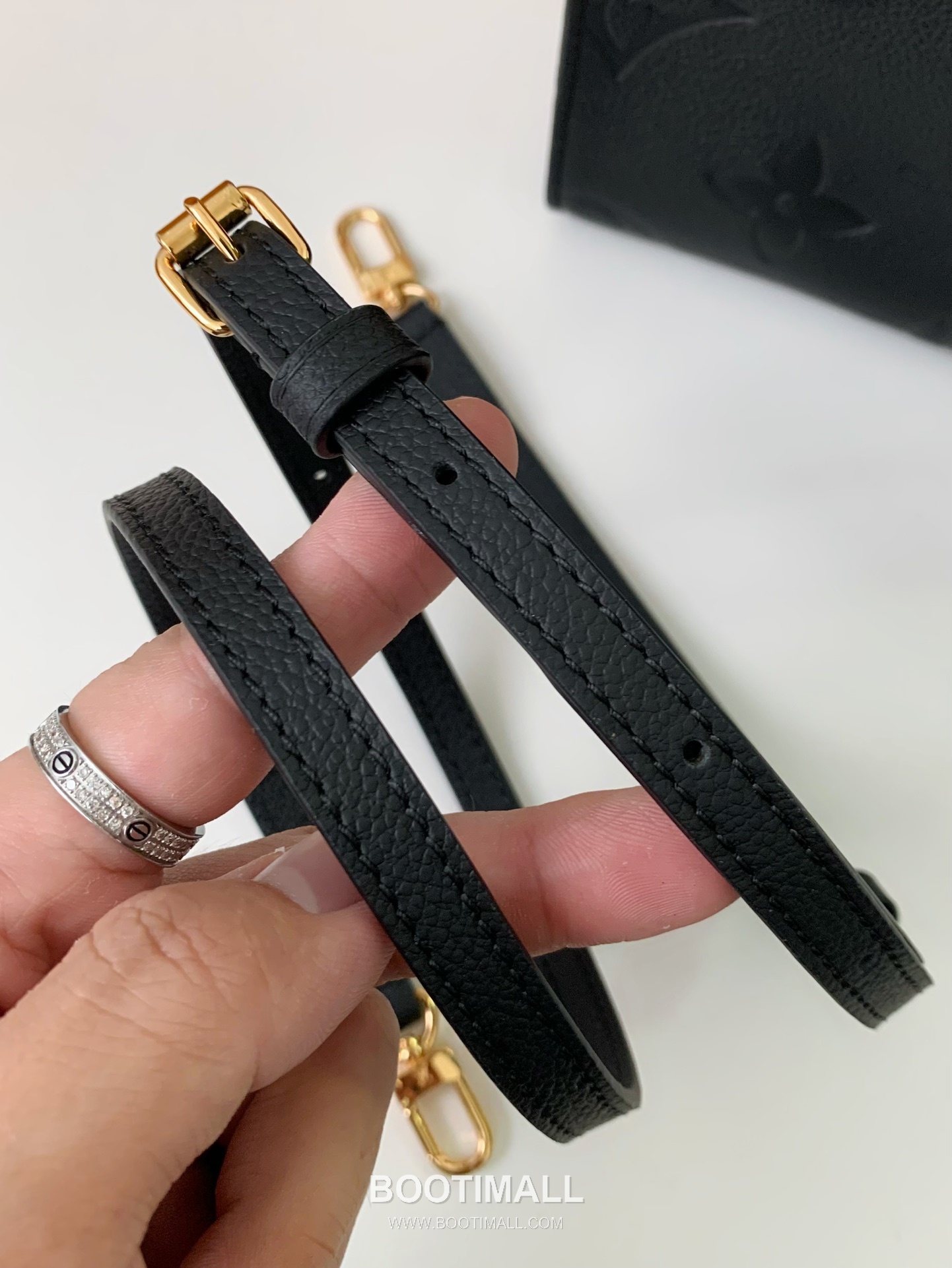 Celine Full Leather Bag Full Grain Leather Black Handbag 셀린느 풀 레더 백 M46993 풀 그레인 가죽 블랙 핸드백 18cm 12