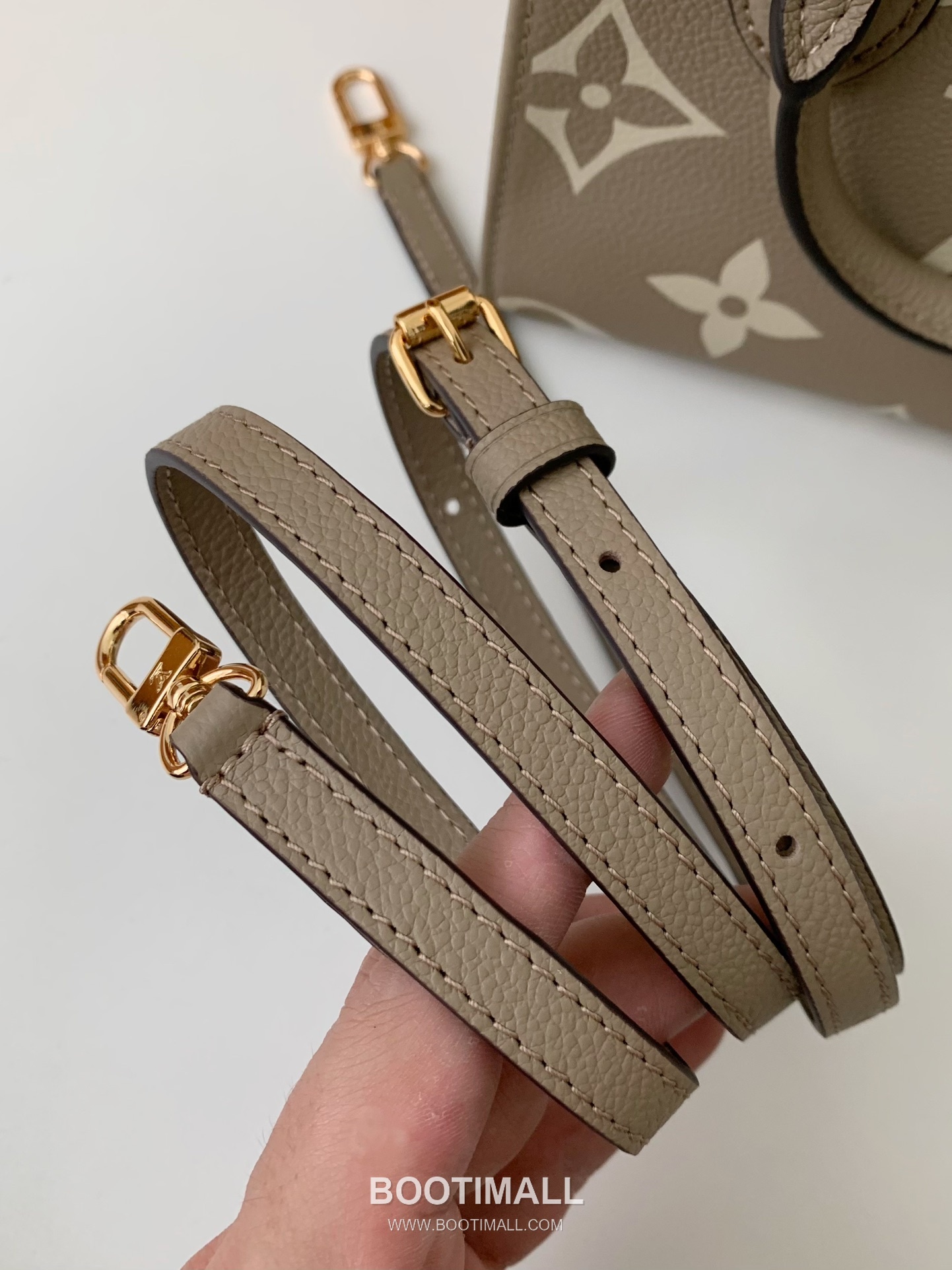 Celine Full Leather Bag Full Leather Beige Handbag 셀린느 전피 핸드백 M47054 전피 베이지 18cm 12