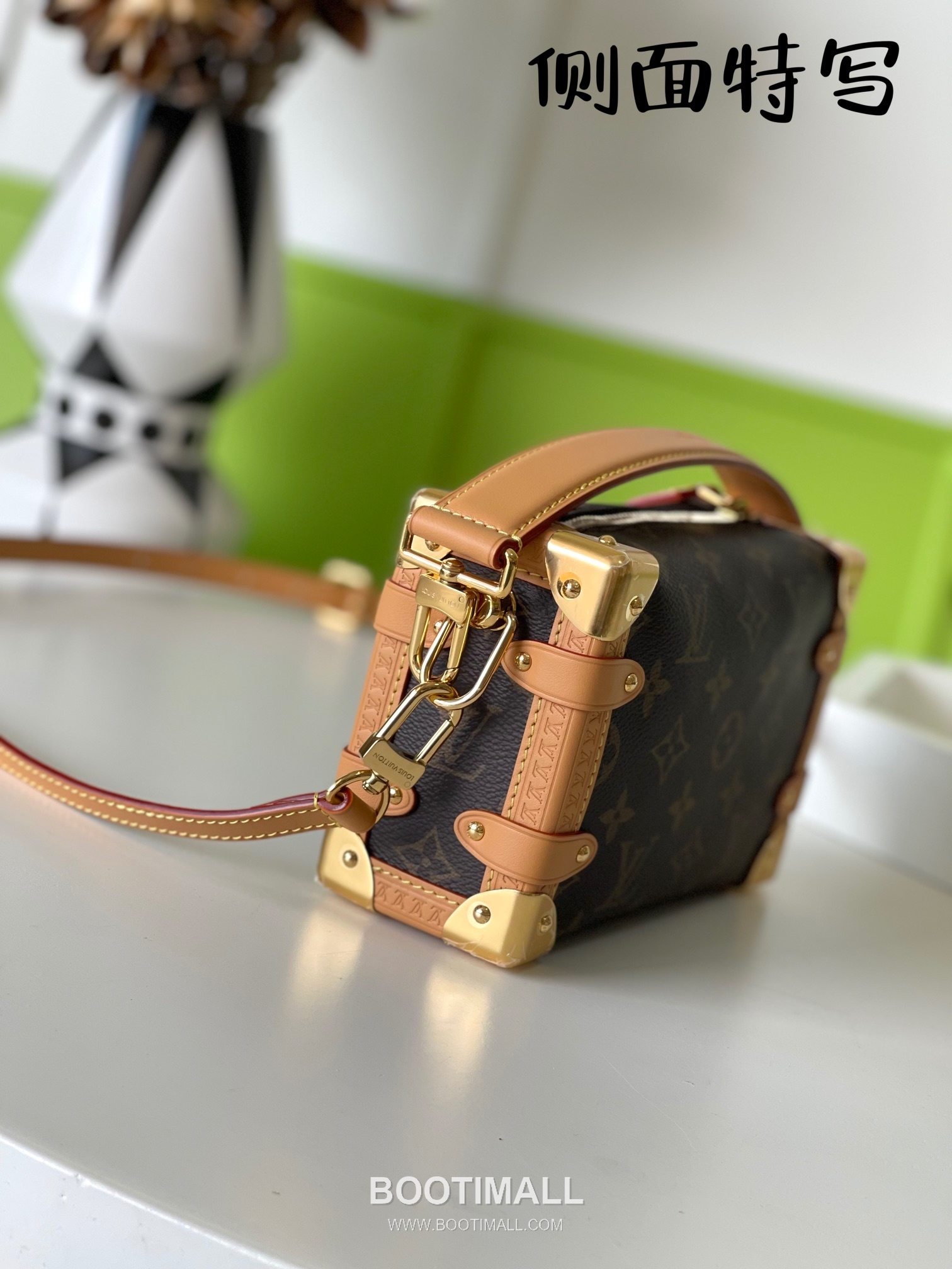 Celine Side Trunk Soft Box Smooth Leather Brown Shoulder Bag 셀린느 사이드 트렁크 소프트 박스 스무스 가죽 브라운 숄더백 18cm 2