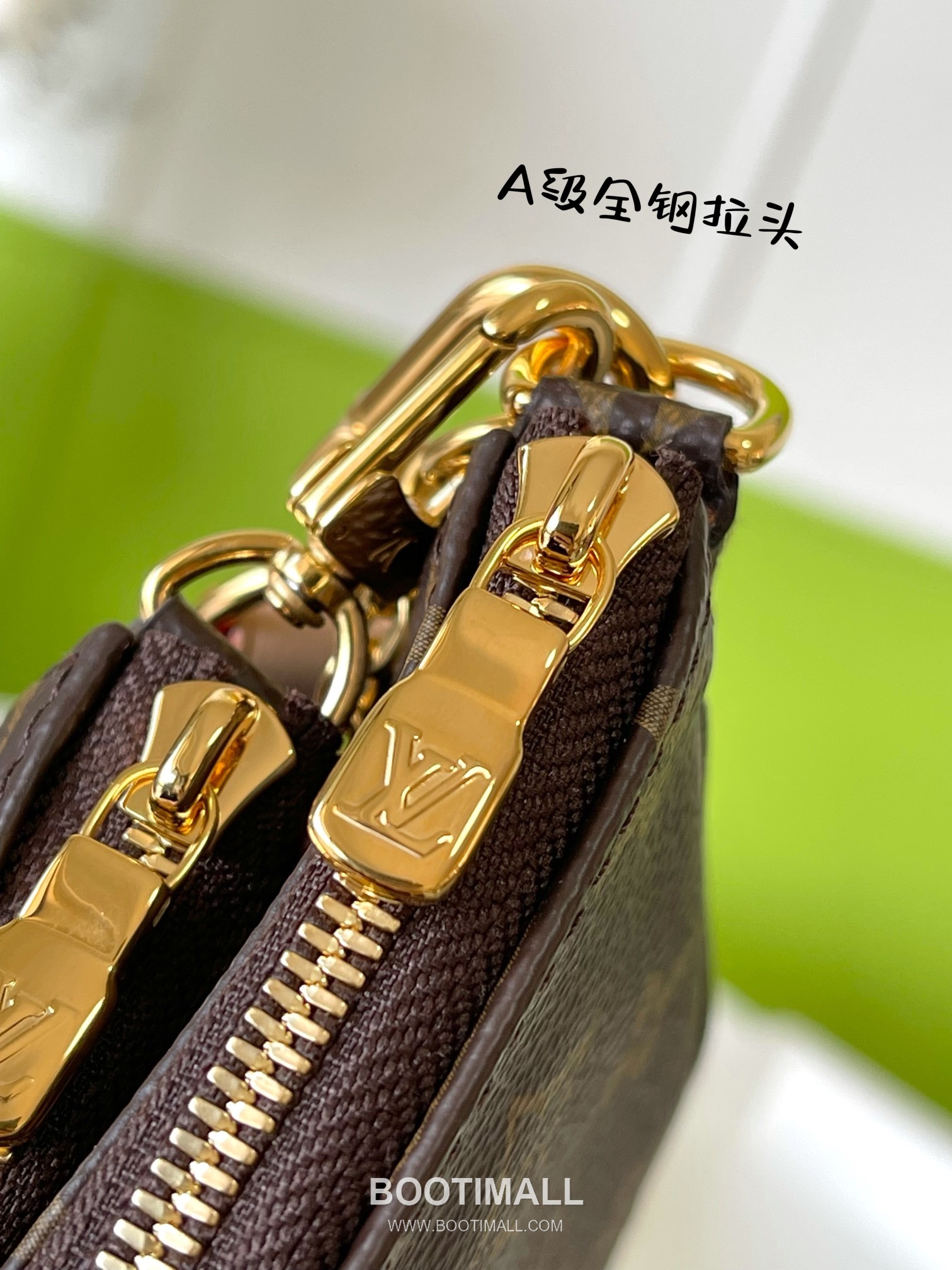 Louis Vuitton Three-in-One Bag Monogram Canvas with Patina Leather Brown Shoulder Bag 루이비통 쓰리인원 백 모노그램 캔버스와 변색 가죽 브라운 숄더백 24cm 8