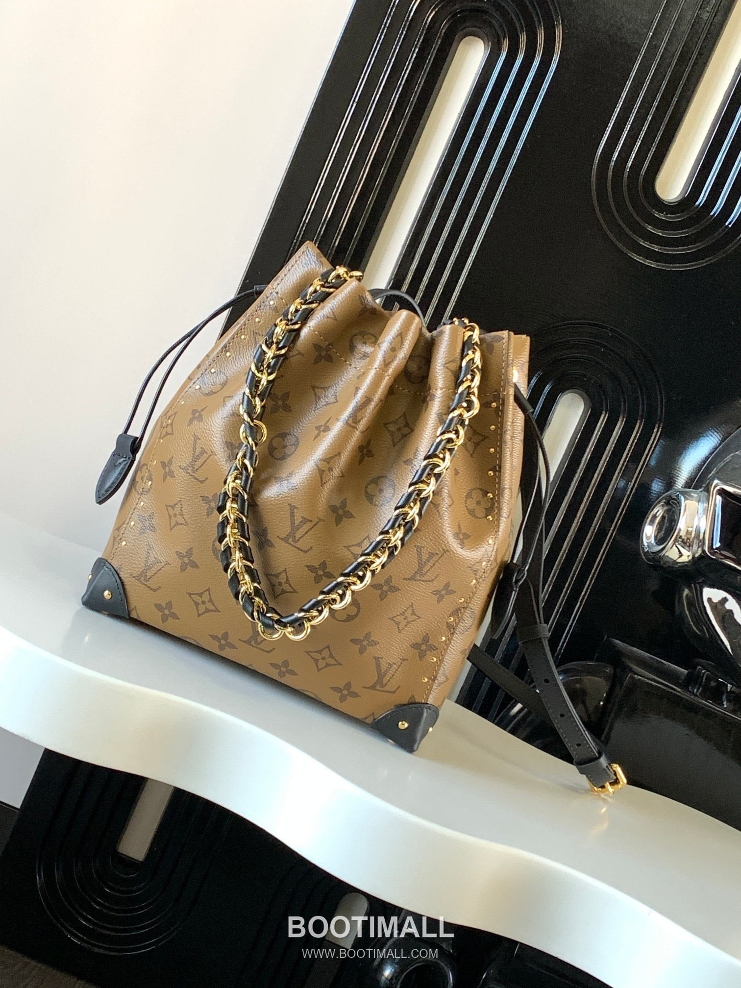 Celine Diamond Leather Chain Bag Italian Grade A Diamond Leather Brown 셀린느 다이아몬드 가죽 체인 백 이탈리아 A급 다이아몬드 가죽 브라운 23×9×23cm 2