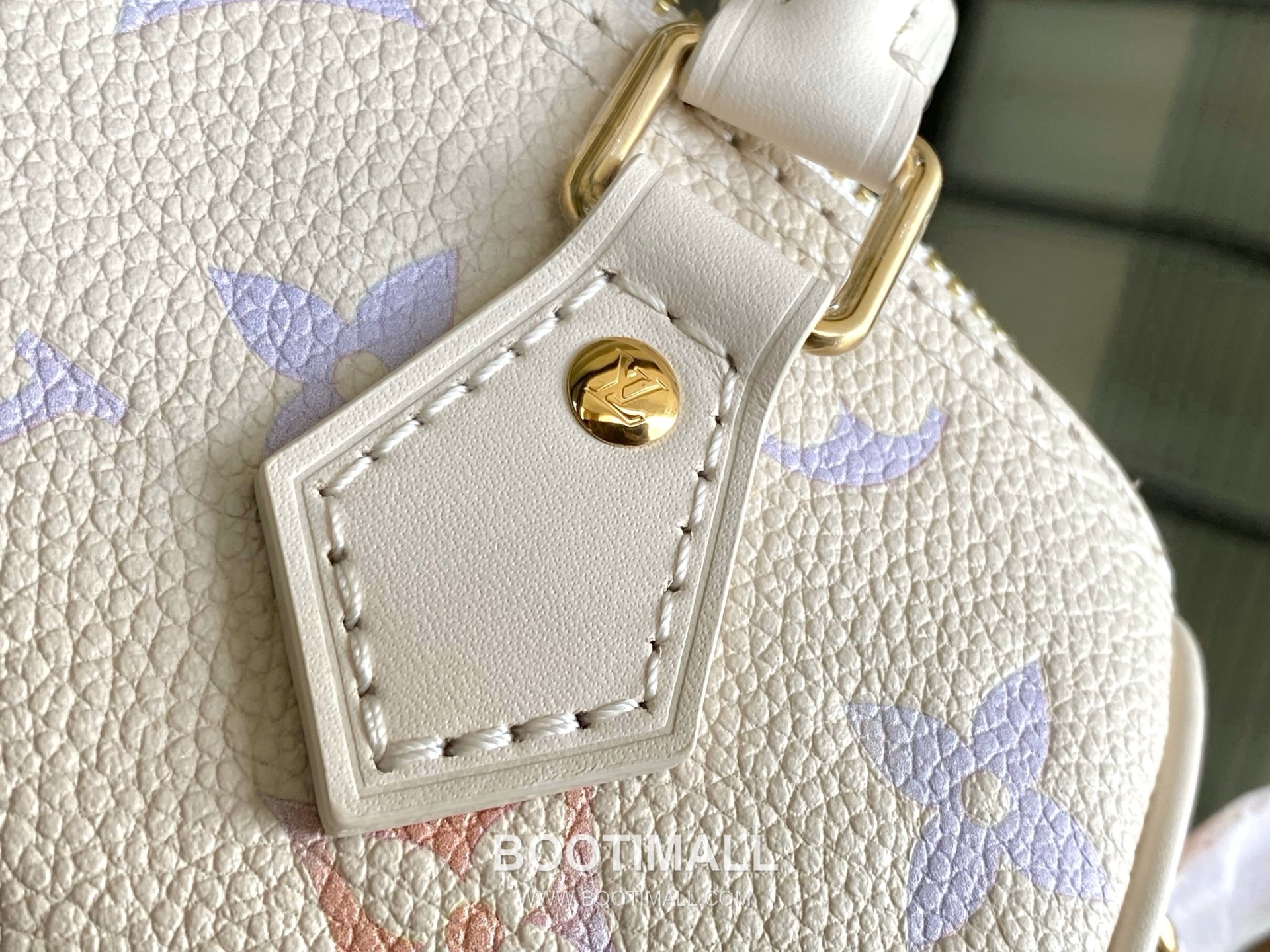 Celine Shoulder Bag Italian A-grade Leather White 셀린느 M25591 숄더 백 이탈리아 A급 가죽 화이트 16x10x7.5cm 6