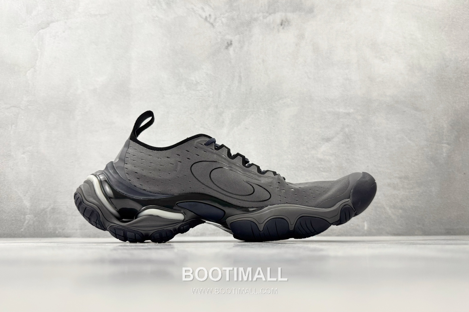 Balenciaga Anatomic Runner Mesh Gray Sneakers 발렌시아가 아나토믹 러너 메쉬 그레이 스니커즈 2