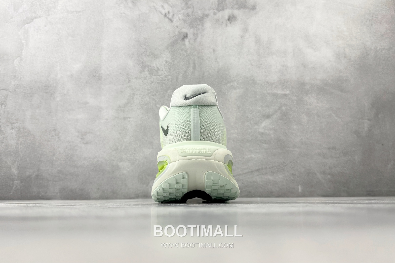 Nike Vomero Premium Mesh Textile Green Sneakers 보메로 프리미엄 메쉬 텍스타일 그린 스니커즈 9