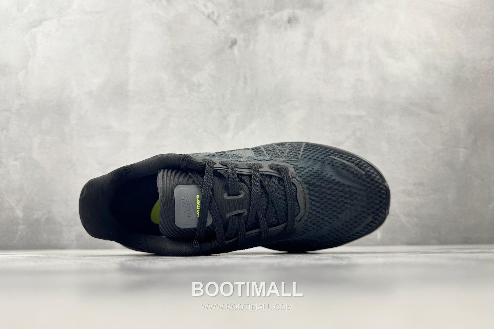 Nike Vomero Premium Mesh Textile Black Sneakers 보메로 프리미엄 메쉬 텍스타일 블랙 스니커즈 3