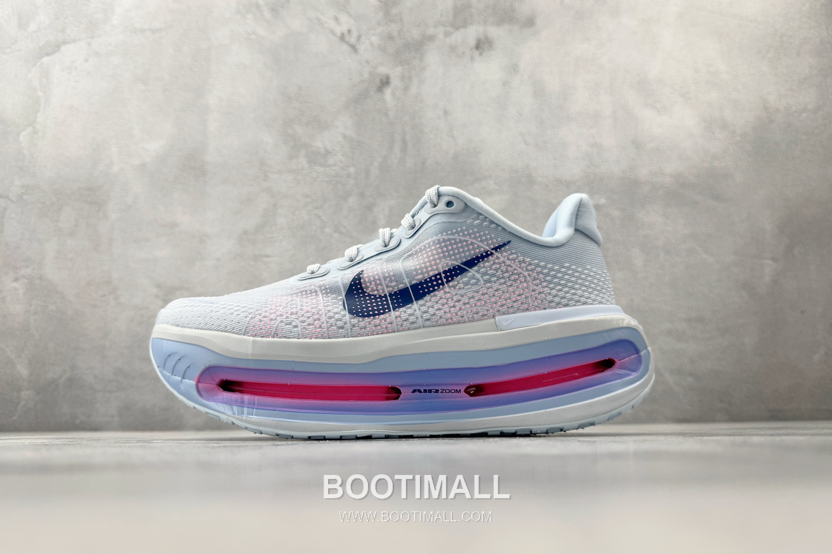 Nike Vomero Premium Mesh, Synthetic Blue Pink Sneakers 보메로 프리미엄 메쉬, 합성 소재 블루 핑크 스니커즈 1