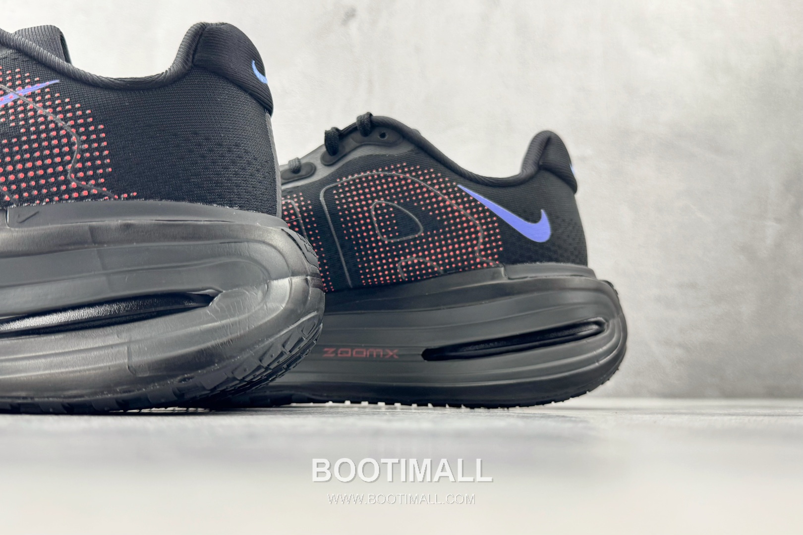 Nike Vomero Premium Mesh, Synthetic Black Sneakers 보메로 프리미엄 메쉬, 합성 소재 블랙 스니커즈 8