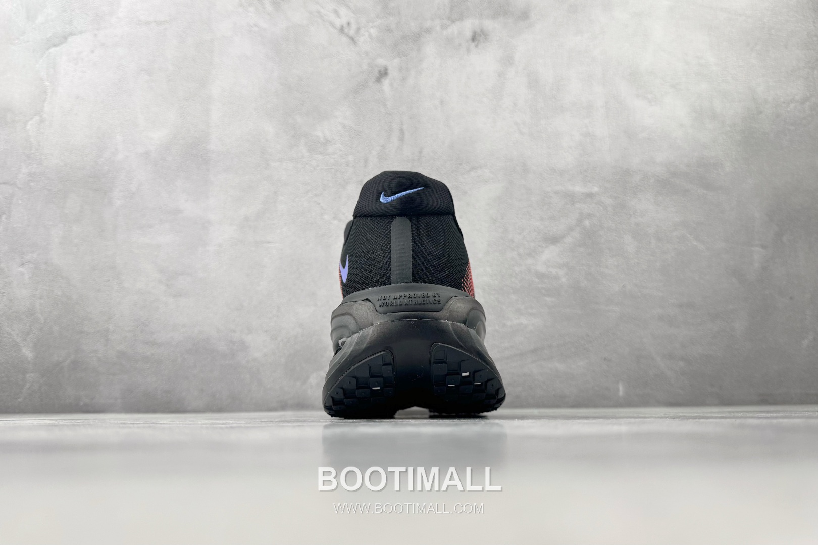 Nike Vomero Premium Mesh, Synthetic Black Sneakers 보메로 프리미엄 메쉬, 합성 소재 블랙 스니커즈 9