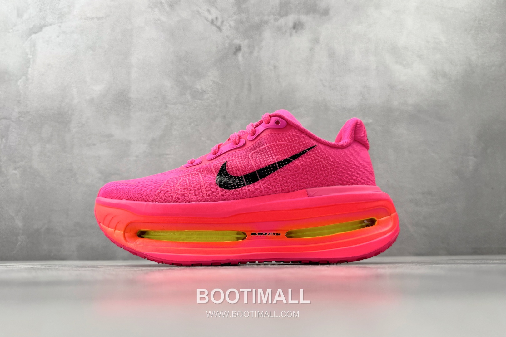 Nike Vomero Premium Mesh, Synthetic Pink Sneakers 보메로 프리미엄 메쉬, 합성 소재 핑크 스니커즈 1