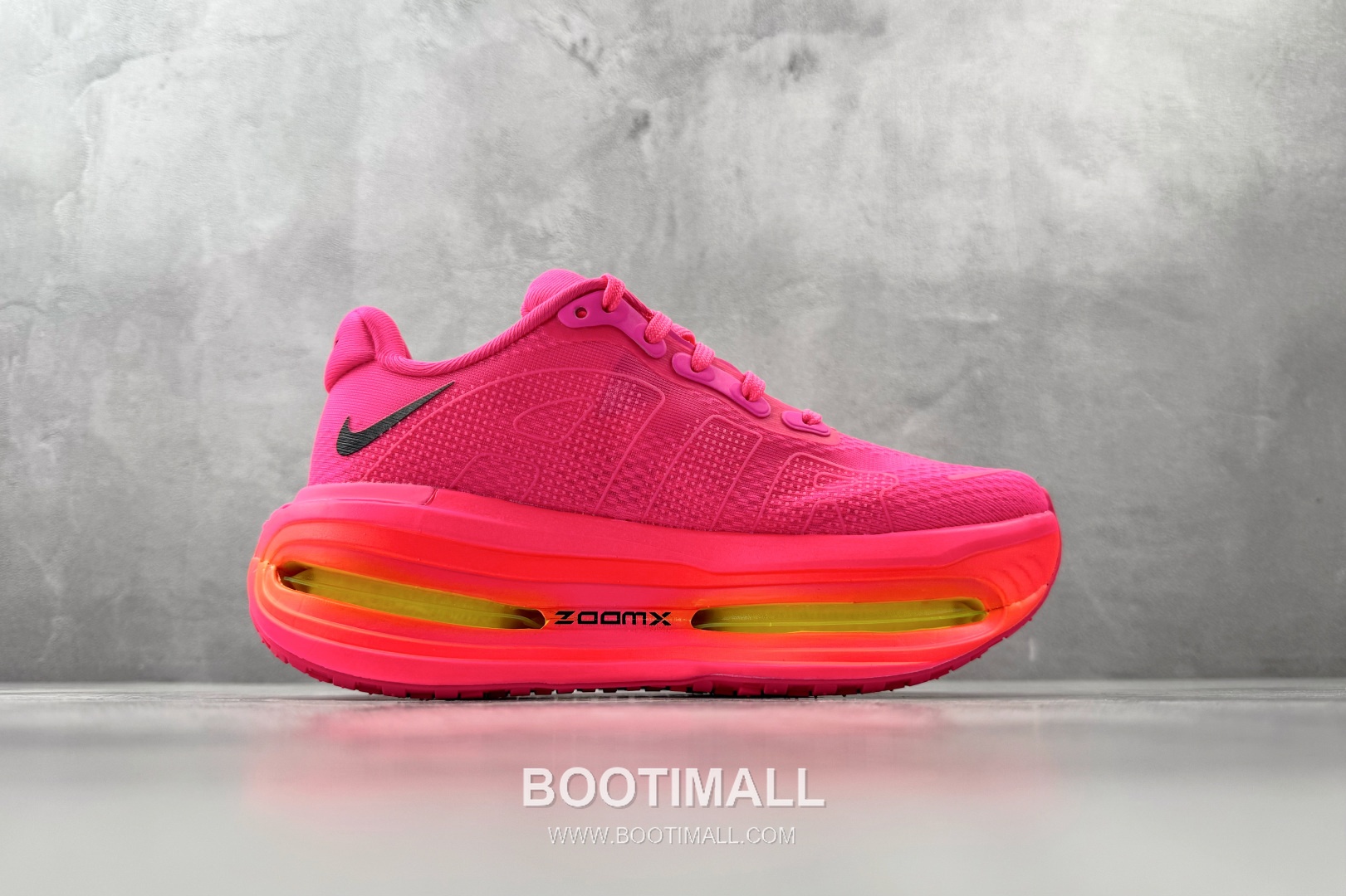 Nike Vomero Premium Mesh, Synthetic Pink Sneakers 보메로 프리미엄 메쉬, 합성 소재 핑크 스니커즈 2