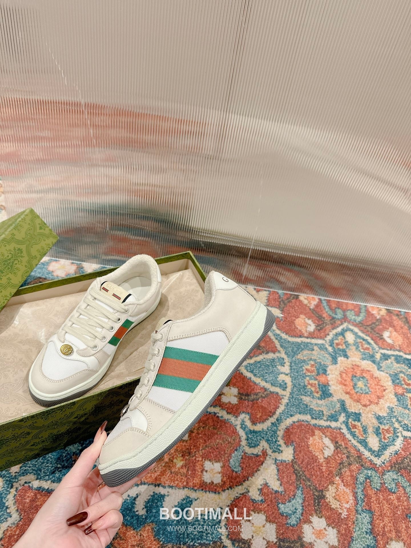 Gucci GG Vintage Sneakers Calfskin leather, Swarovski crystals, TPU sole Beige Shoes 구찌 GG 빈티지 스니커즈 송아지가죽, 스와로브스키 크리스탈, TPU 밑창 베이지 신발 2