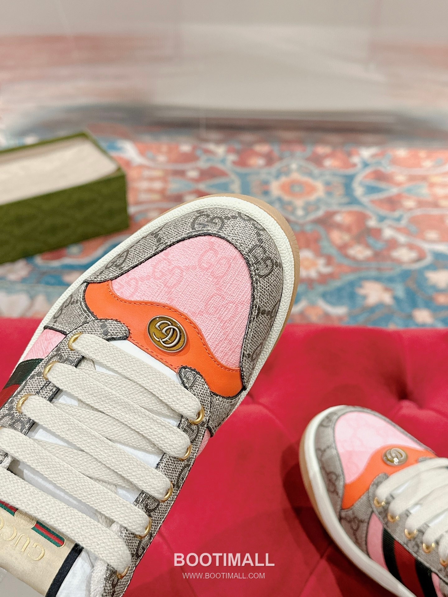 Gucci GG Vintage Sneakers Calfskin leather, Swarovski crystals, TPU sole Beige Shoes 구찌 GG 빈티지 스니커즈 송아지가죽, 스와로브스키 크리스탈, TPU 밑창 베이지 신발 4