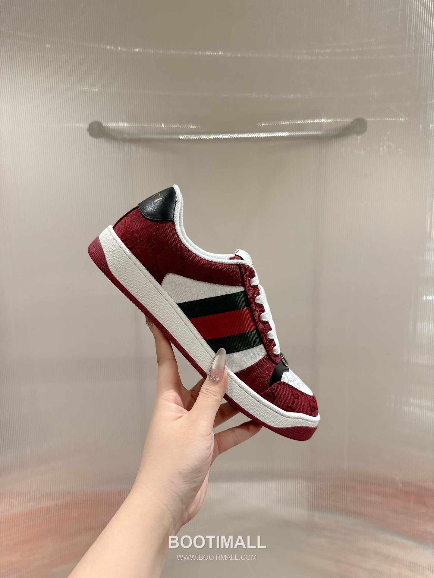 Gucci GG Distressed Sneaker Calfskin Leather, TPU Sole Black Shoes 구찌 GG 빈티지 스니커즈 소가죽, TPU 밑창 블랙 신발 Women 35-40, Men 39-44 (Custom 40, 45 available) 2