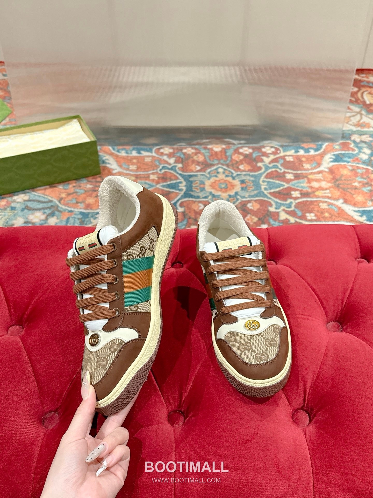 Gucci GG Vintage Sneakers Calfskin leather, Swarovski crystals, TPU sole Beige Shoes 구찌 GG 빈티지 스니커즈 송아지가죽, 스와로브스키 크리스탈, TPU 밑창 베이지 신발 3