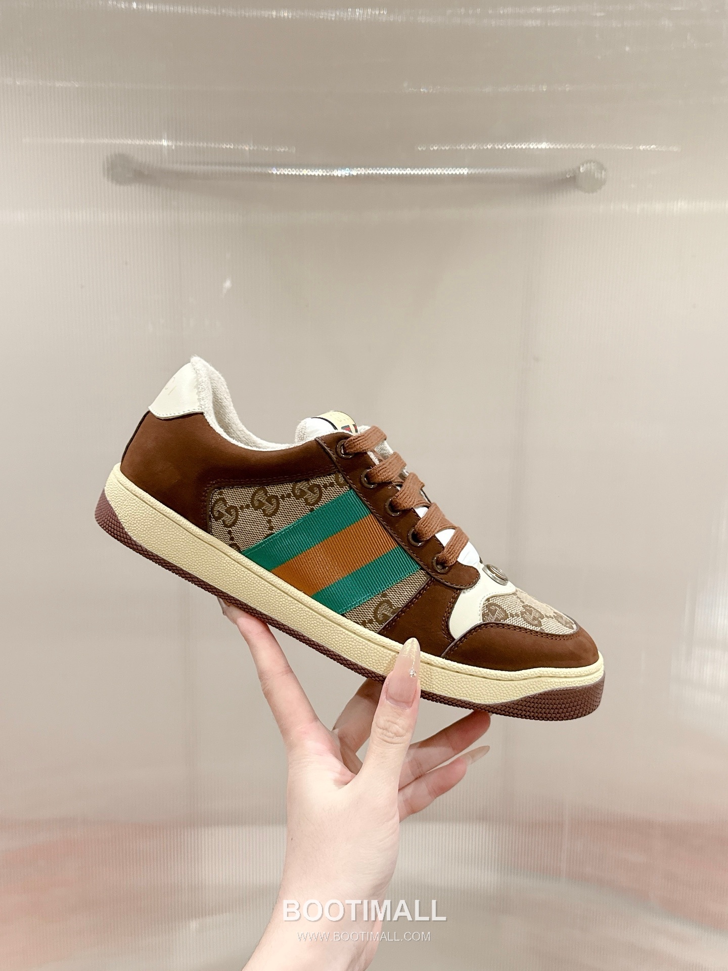 Gucci GG Vintage Sneakers Calfskin leather, Swarovski crystals, TPU sole Beige Shoes 구찌 GG 빈티지 스니커즈 송아지가죽, 스와로브스키 크리스탈, TPU 밑창 베이지 신발 4