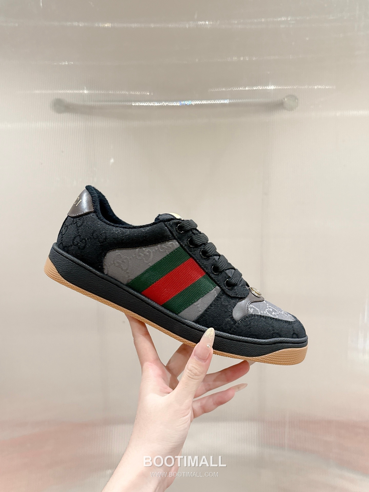 Gucci GG Vintage Sneakers Calfskin leather, Swarovski crystals, TPU sole Beige Shoes 구찌 GG 빈티지 스니커즈 송아지가죽, 스와로브스키 크리스탈, TPU 밑창 베이지 신발 4