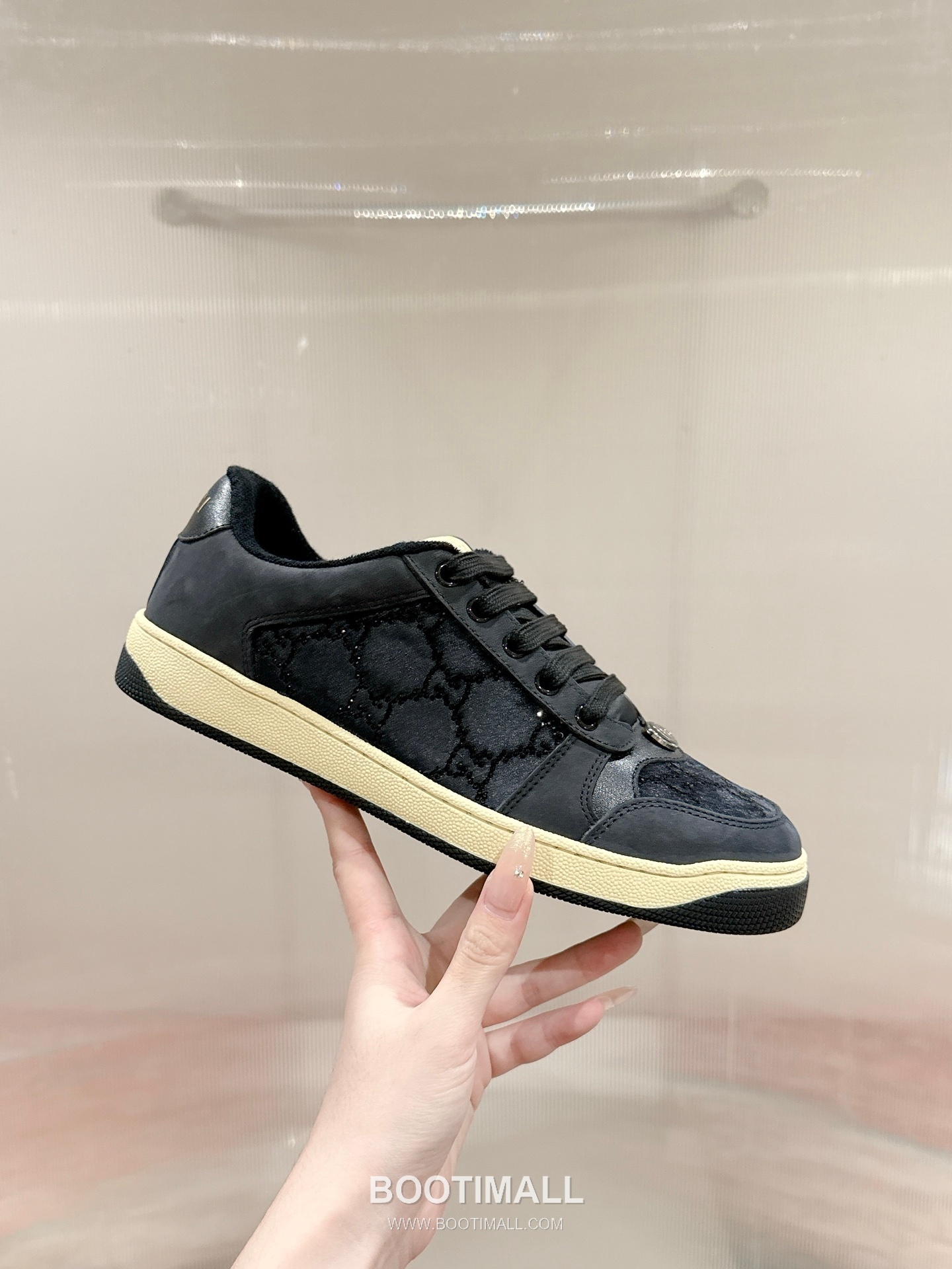 Gucci GG Vintage Sneaker Leather, Swarovski Crystal, TPU Sole Beige Shoes 구찌 GG 빈티지 스니커즈 가죽, 스와로브스키 크리스탈, TPU 밑창 베이지 신발 4