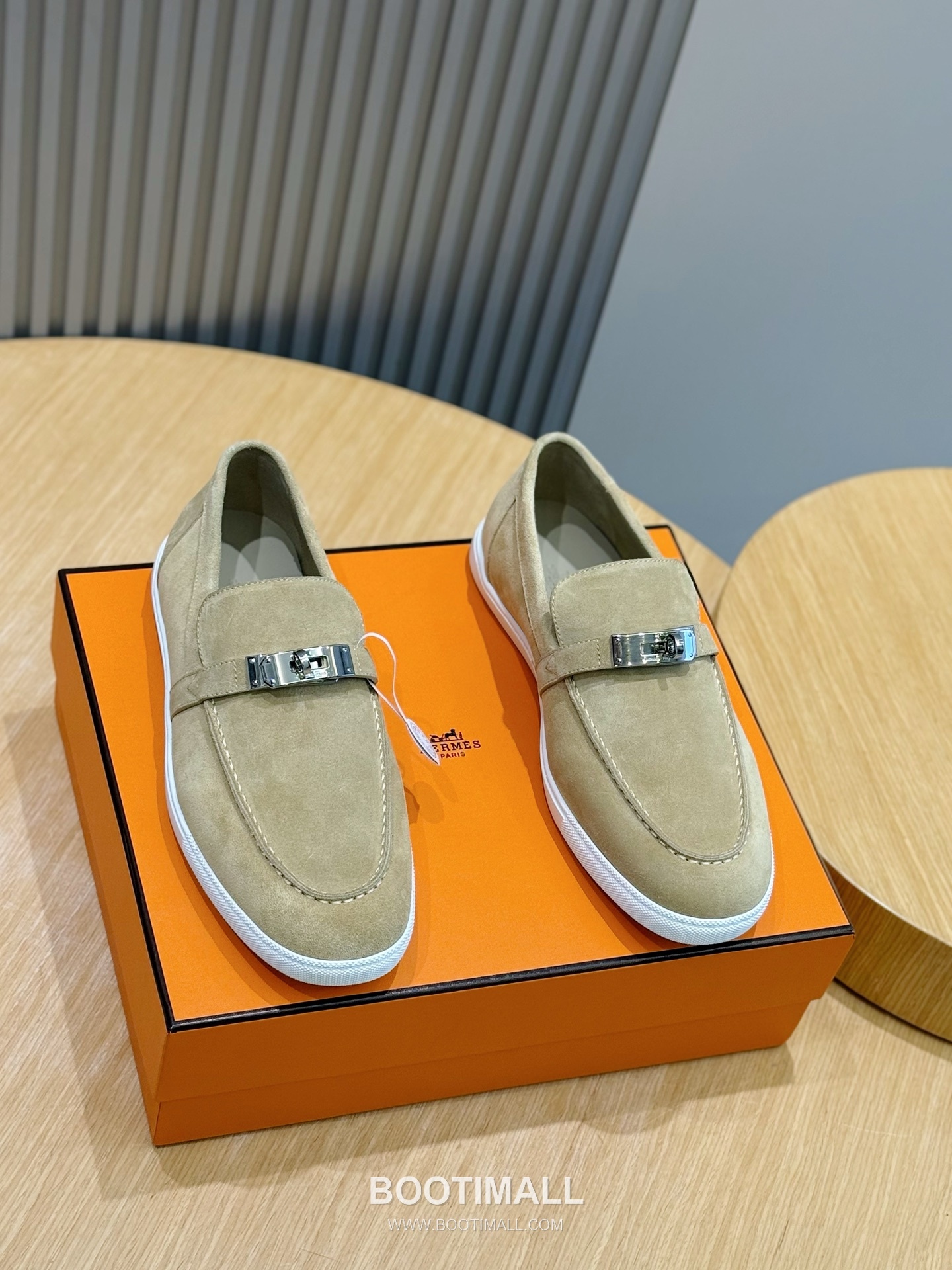 Hermes Like Loafer Calfskin Leather, Canvas Brown 에르메스 라이크 로퍼 송아지가죽, 캔버스 브라운 1