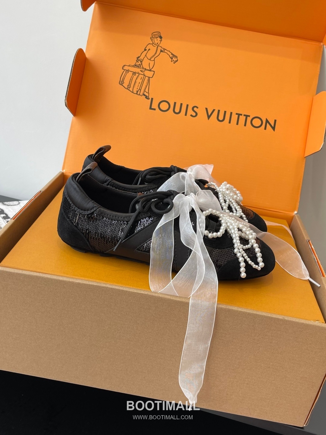 Louis Vuitton Sneakerina Ballet Sneaker Calf Suede Leather Brown Sneakers 루이비통 스니커리나 발레 스니커즈 송아지 스웨이드 가죽 브라운 2