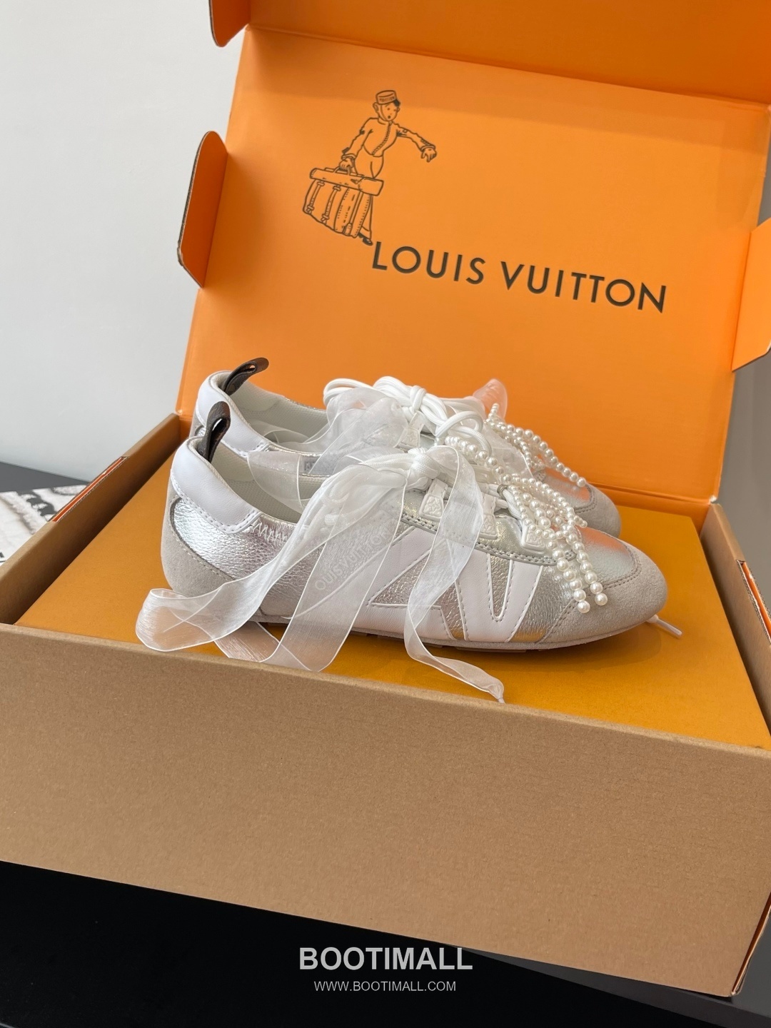 Louis Vuitton Sneakerina Ballet Sneaker Calf Suede Leather Brown Sneakers 루이비통 스니커리나 발레 스니커즈 송아지 스웨이드 가죽 브라운 2