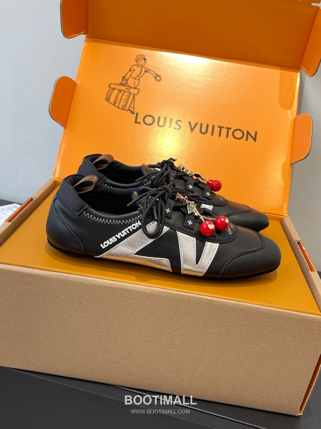 Louis Vuitton Sneakerina Ballet Trainer Calfskin Suede Pink Sneakers 루이비통 스니커리나 발레 트레이너 송아지 가죽 스웨이드 핑크 스니커즈 2