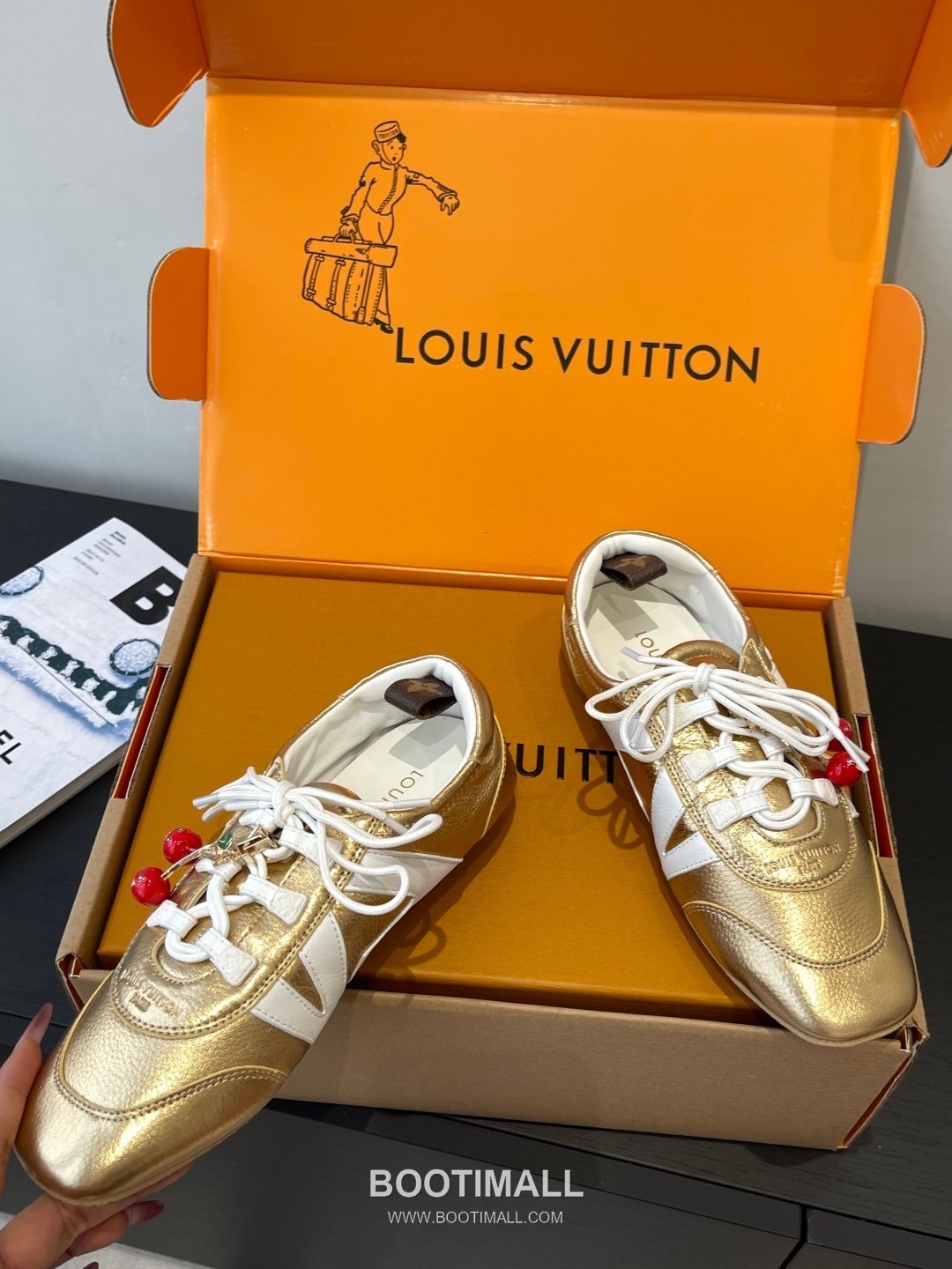 Louis Vuitton Sneakerina Ballet Trainer Calfskin Suede Pink Sneakers 루이비통 스니커리나 발레 트레이너 송아지 가죽 스웨이드 핑크 스니커즈 3