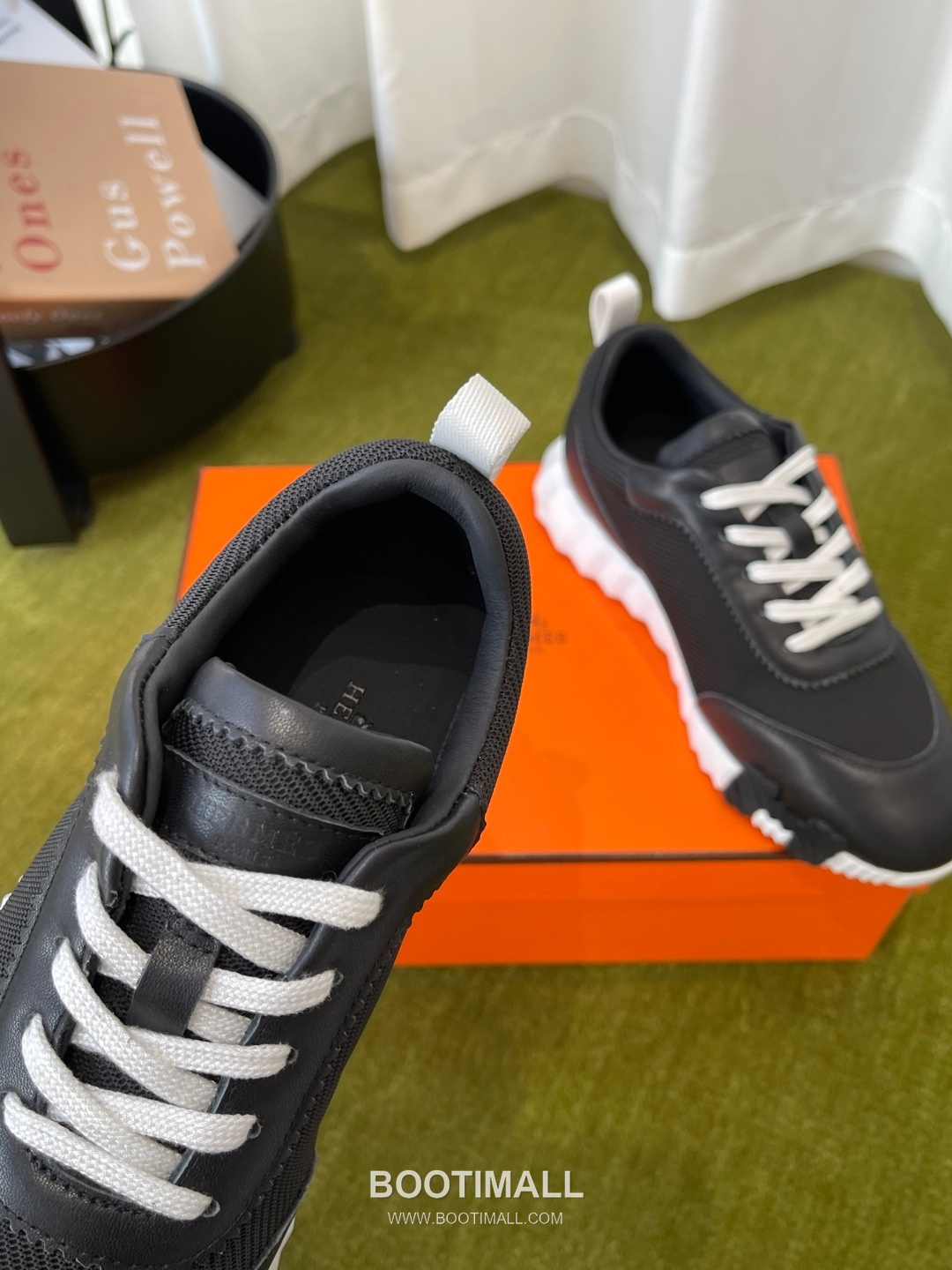 Hermes Classic Chunky Sneaker Tech Canvas, Suede Goat Leather Black Sneakers 에르메스 클래식 청키 스니커즈 고기능성 캔버스, 스웨이드 산양가죽 블랙 4