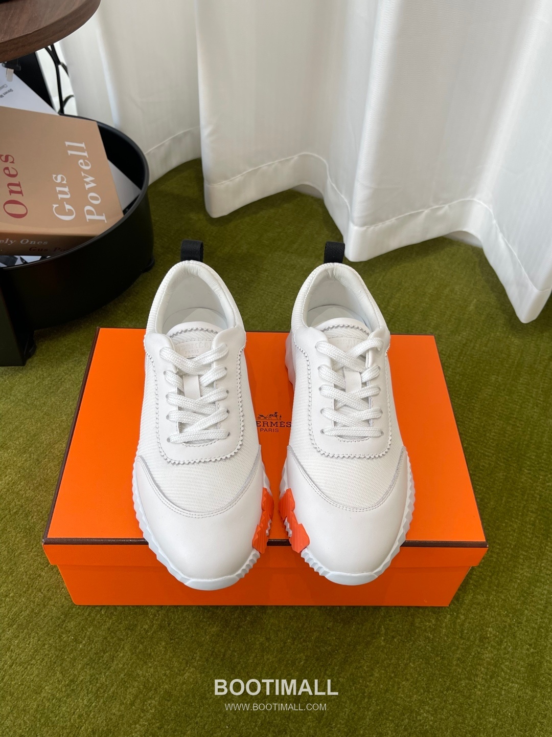 Hermes Classic Chunky Sneaker Tech Canvas, Suede Goat Leather Black Sneakers 에르메스 클래식 청키 스니커즈 고기능성 캔버스, 스웨이드 산양가죽 블랙 1