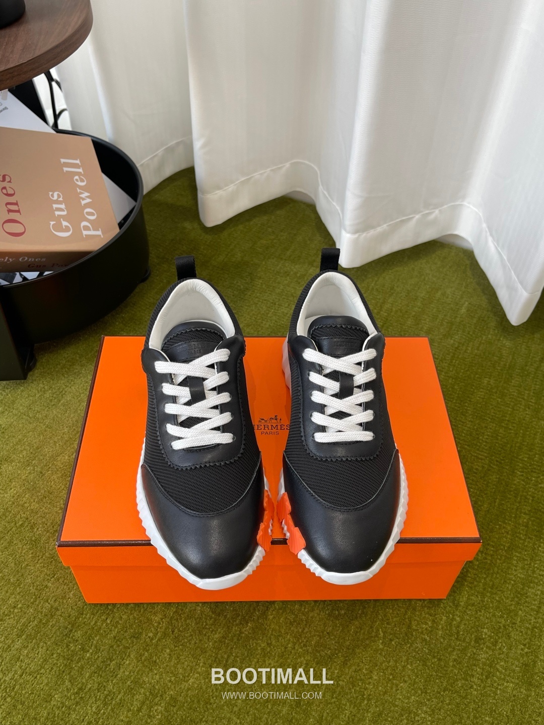 Hermes Classic Chunky Sneaker Tech Canvas, Suede Goat Leather Black Sneakers 에르메스 클래식 청키 스니커즈 고기능성 캔버스, 스웨이드 산양가죽 블랙 1