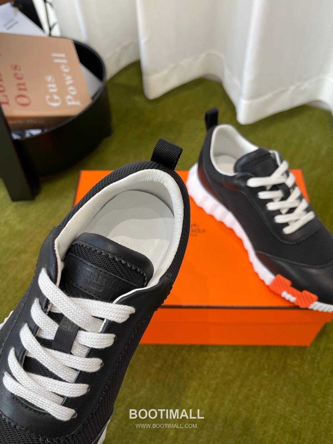 Hermes Classic Chunky Sneaker Tech Canvas, Suede Goat Leather Black Sneakers 에르메스 클래식 청키 스니커즈 고기능성 캔버스, 스웨이드 산양가죽 블랙 4