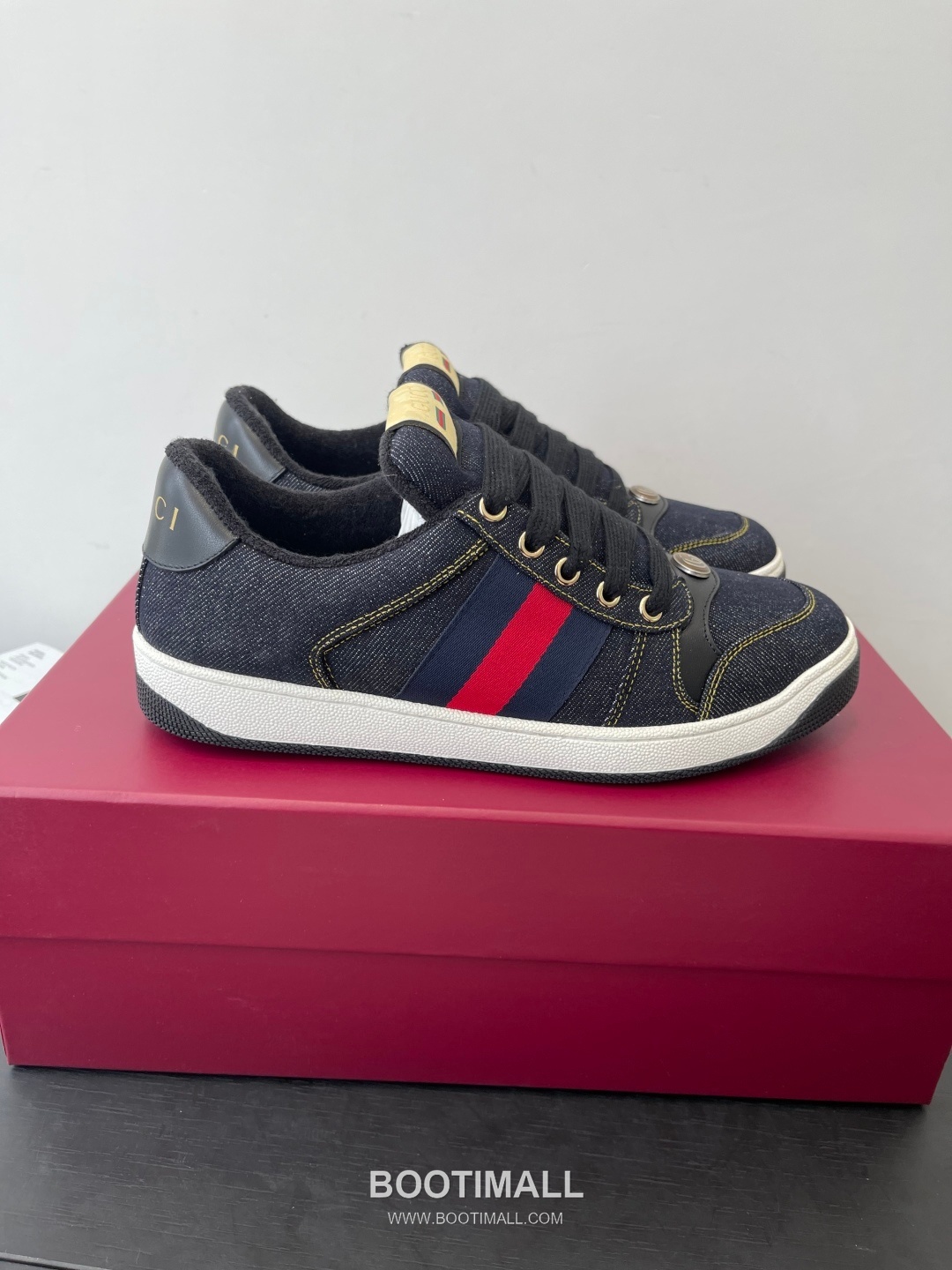 Gucci Dirty Sneaker Calfskin Leather White Sneakers 구찌 더티 스니커즈 송아지가죽 화이트 2