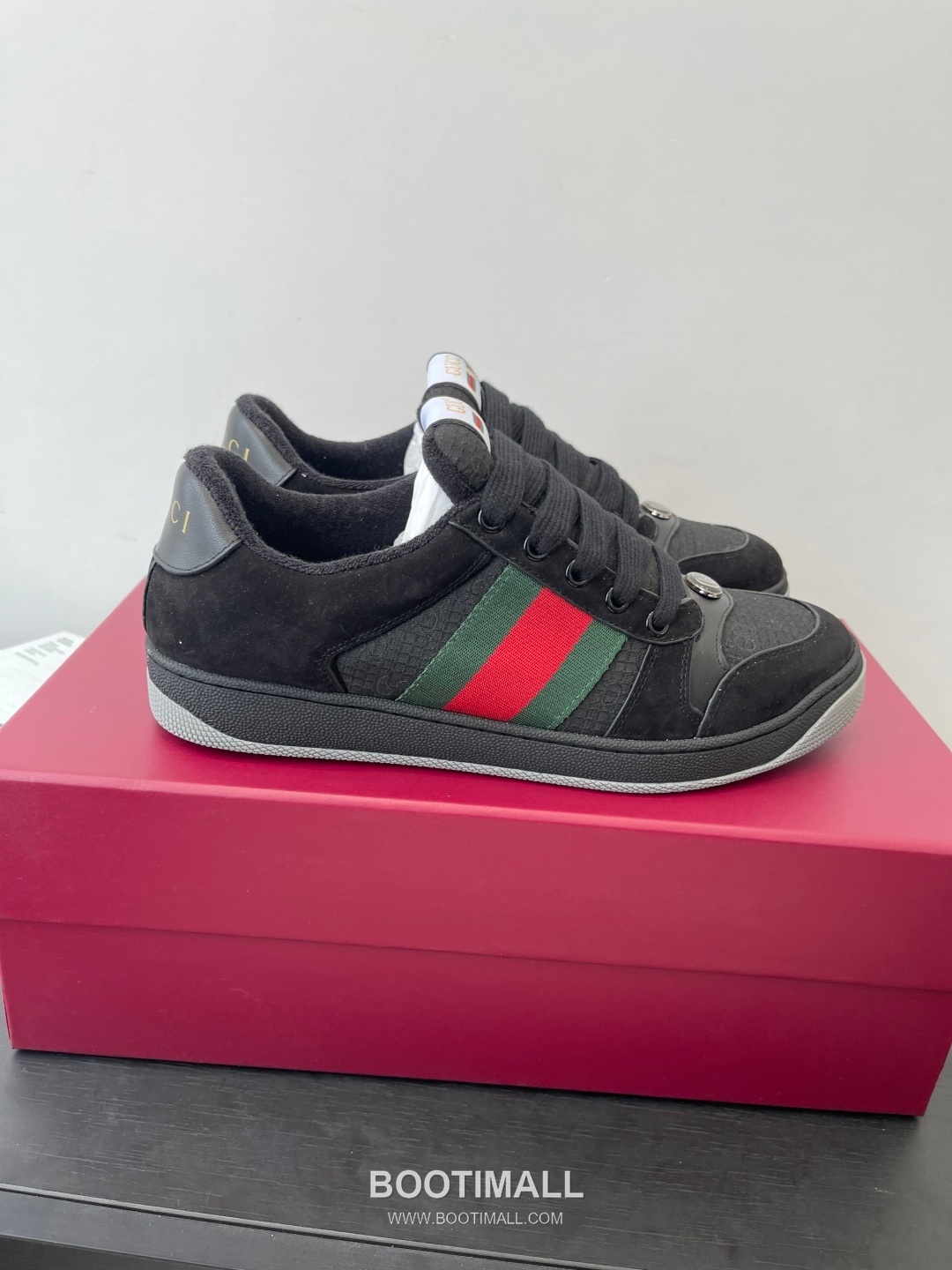 Gucci Dirty Sneaker Calfskin Leather White Sneakers 구찌 더티 스니커즈 송아지가죽 화이트 2