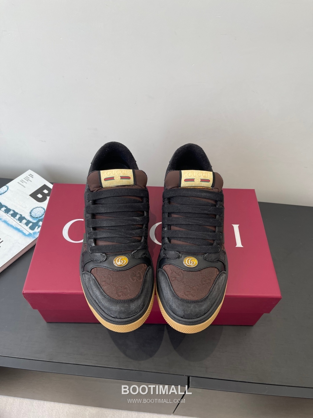 Gucci Dirty Sneaker Calfskin Leather White Sneakers 구찌 더티 스니커즈 송아지가죽 화이트 1