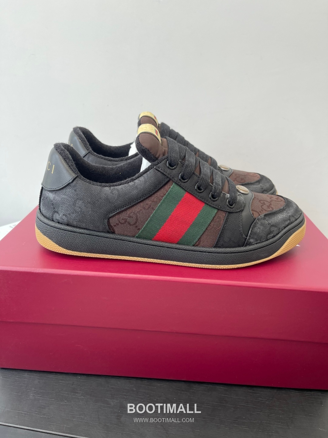 Gucci Dirty Sneaker Calfskin Leather White Sneakers 구찌 더티 스니커즈 송아지가죽 화이트 2