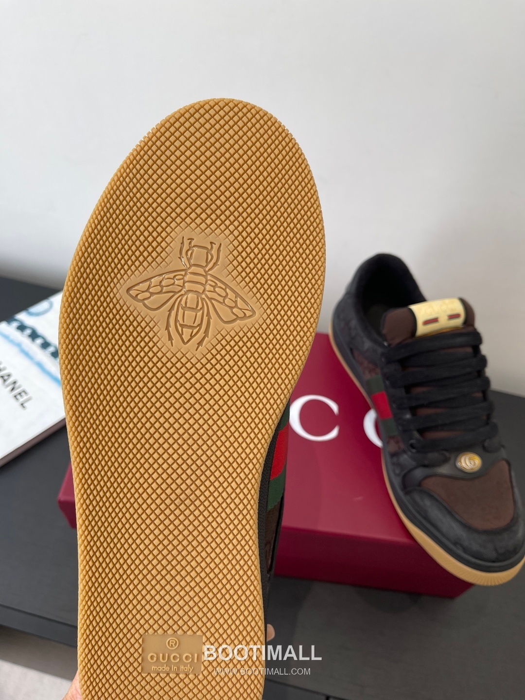 Gucci Dirty Sneaker Calfskin Leather White Sneakers 구찌 더티 스니커즈 송아지가죽 화이트 5