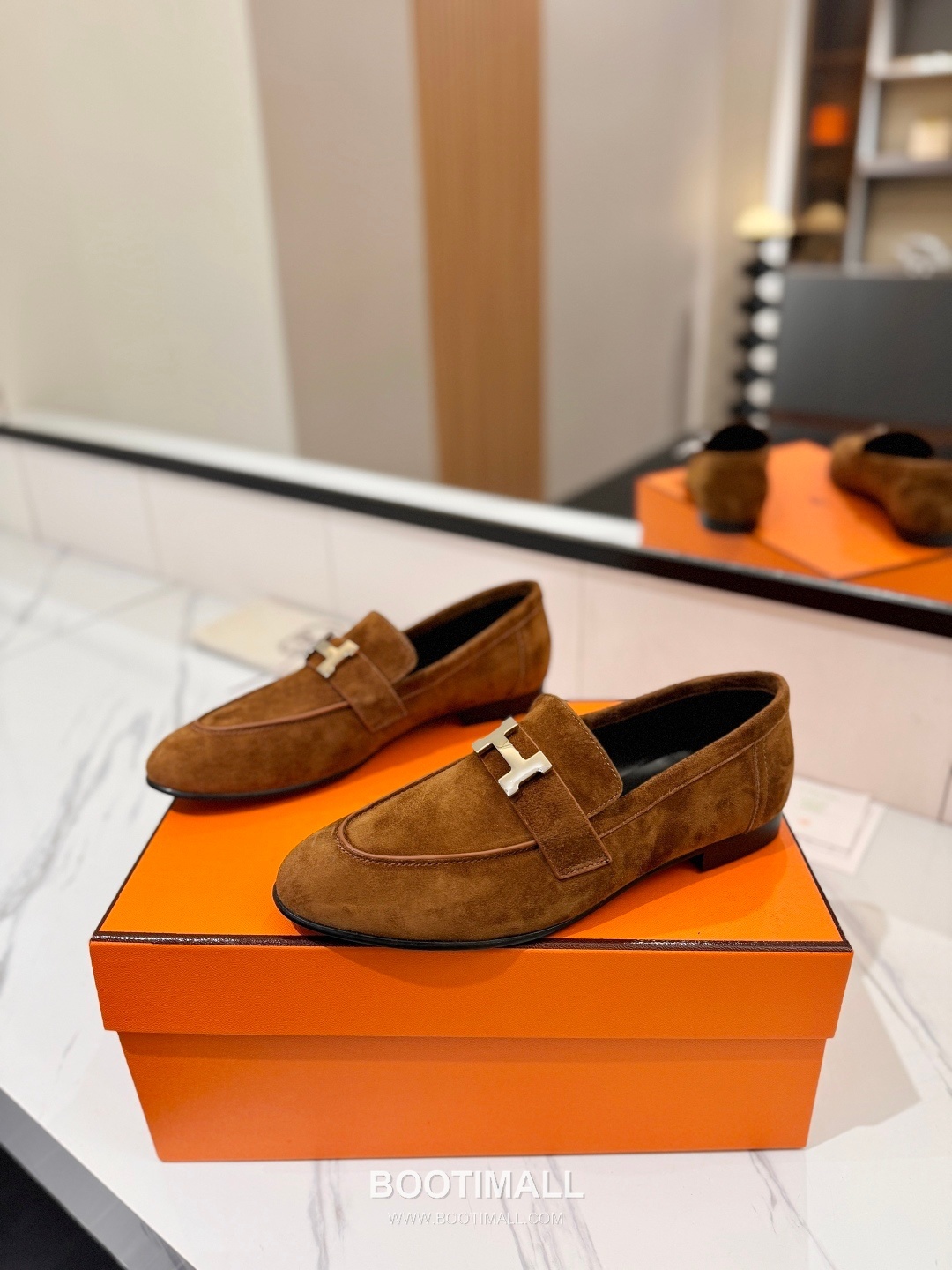 Hermes Classic Loafer Calfskin, Mixed Sheepskin Beige 에르메스 클래식 로퍼 송아지가죽, 혼합종 양가죽 베이지 2