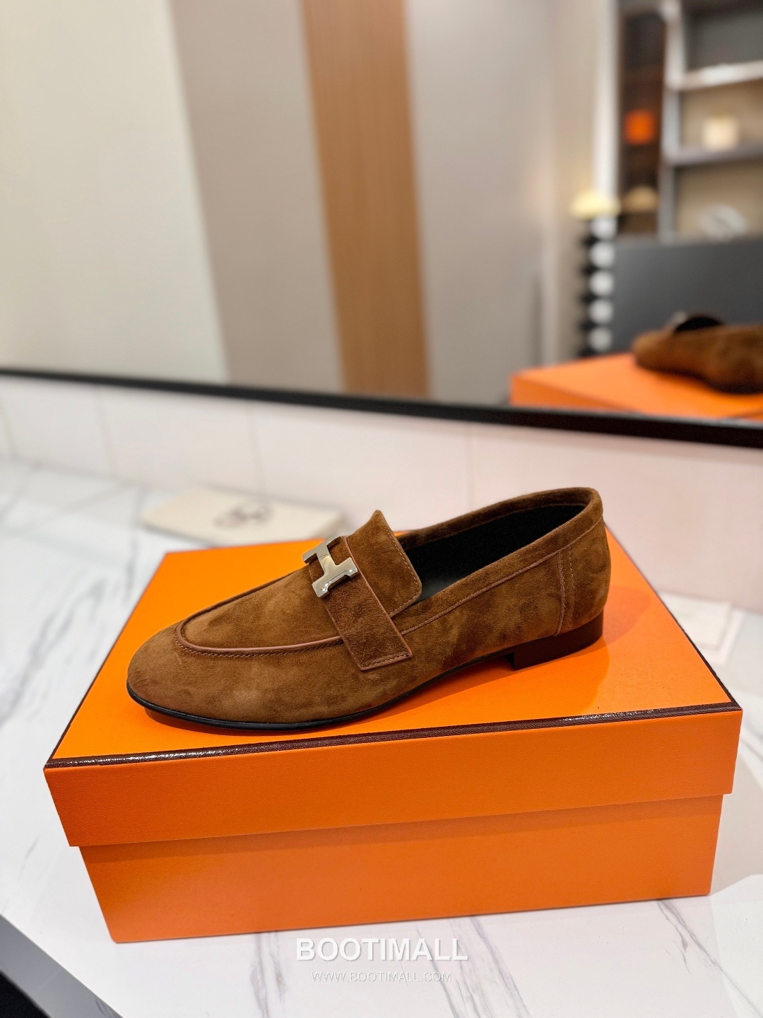 Hermes Classic Loafer Calfskin, Mixed Sheepskin Beige 에르메스 클래식 로퍼 송아지가죽, 혼합종 양가죽 베이지 4