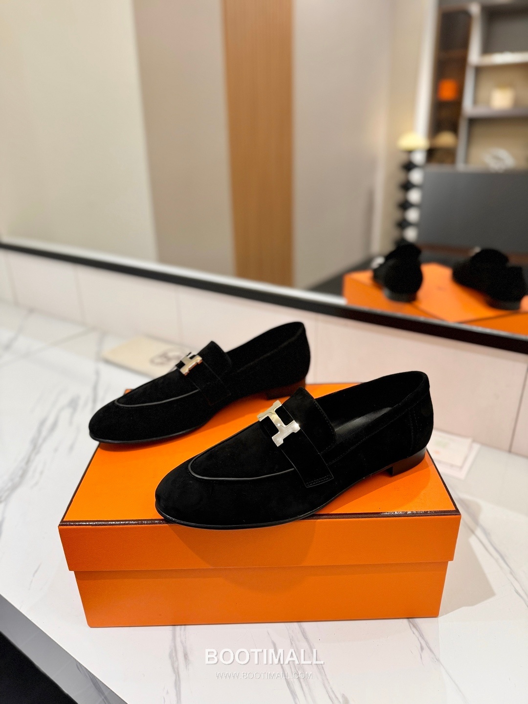 Hermes Classic Loafer Calfskin, Mixed Sheepskin Beige 에르메스 클래식 로퍼 송아지가죽, 혼합종 양가죽 베이지 2