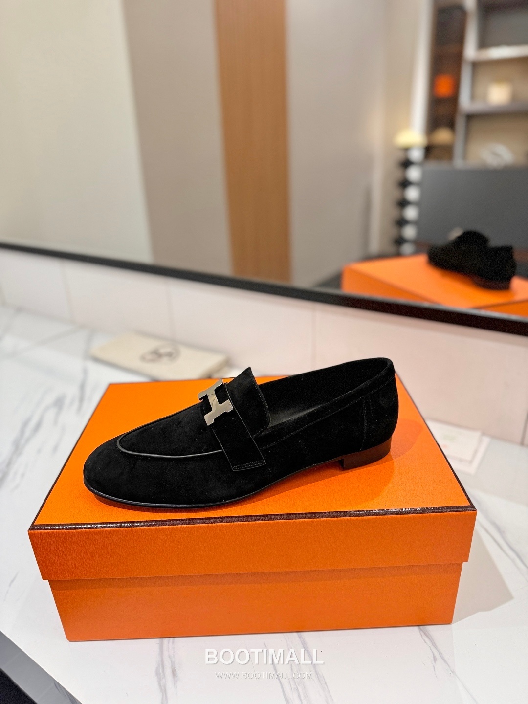 Hermes Classic Loafer Calfskin, Mixed Sheepskin Beige 에르메스 클래식 로퍼 송아지가죽, 혼합종 양가죽 베이지 4