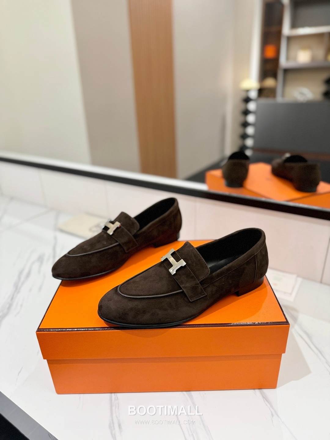 Hermes Classic Loafer Calfskin, Mixed Sheepskin Beige 에르메스 클래식 로퍼 송아지가죽, 혼합종 양가죽 베이지 2
