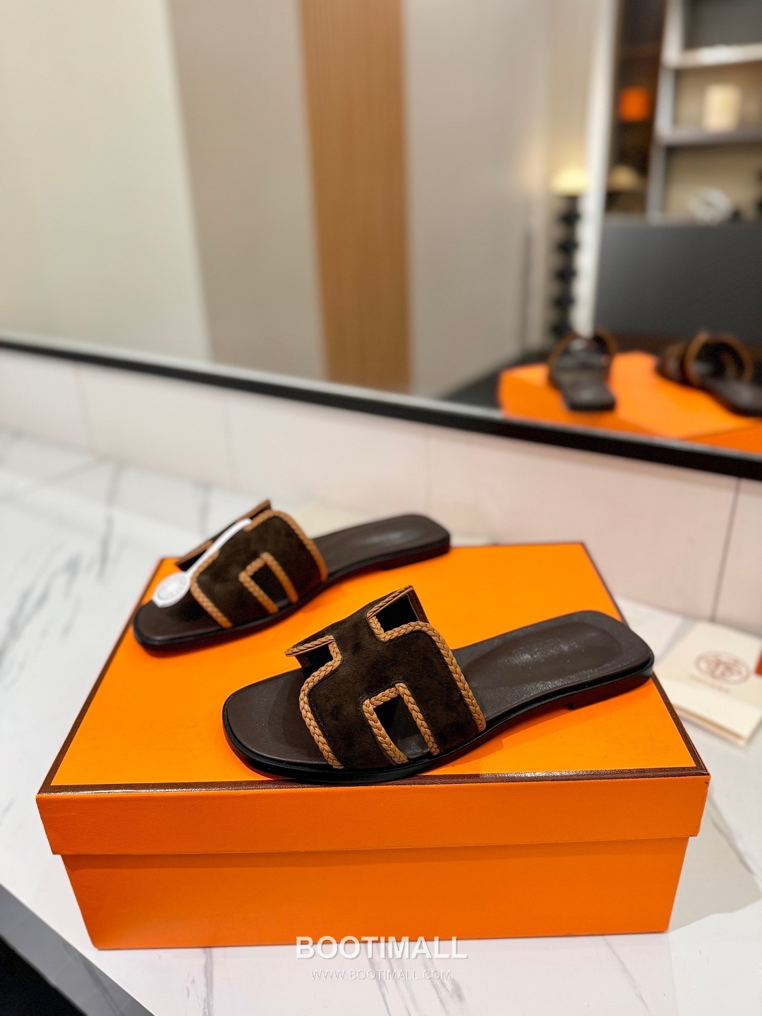 Hermes Classic Mule Sheepskin, Mixed Sheepskin Lining Brown 에르메스 클래식 뮬 양가죽, 혼합 양가죽 안감 브라운 2