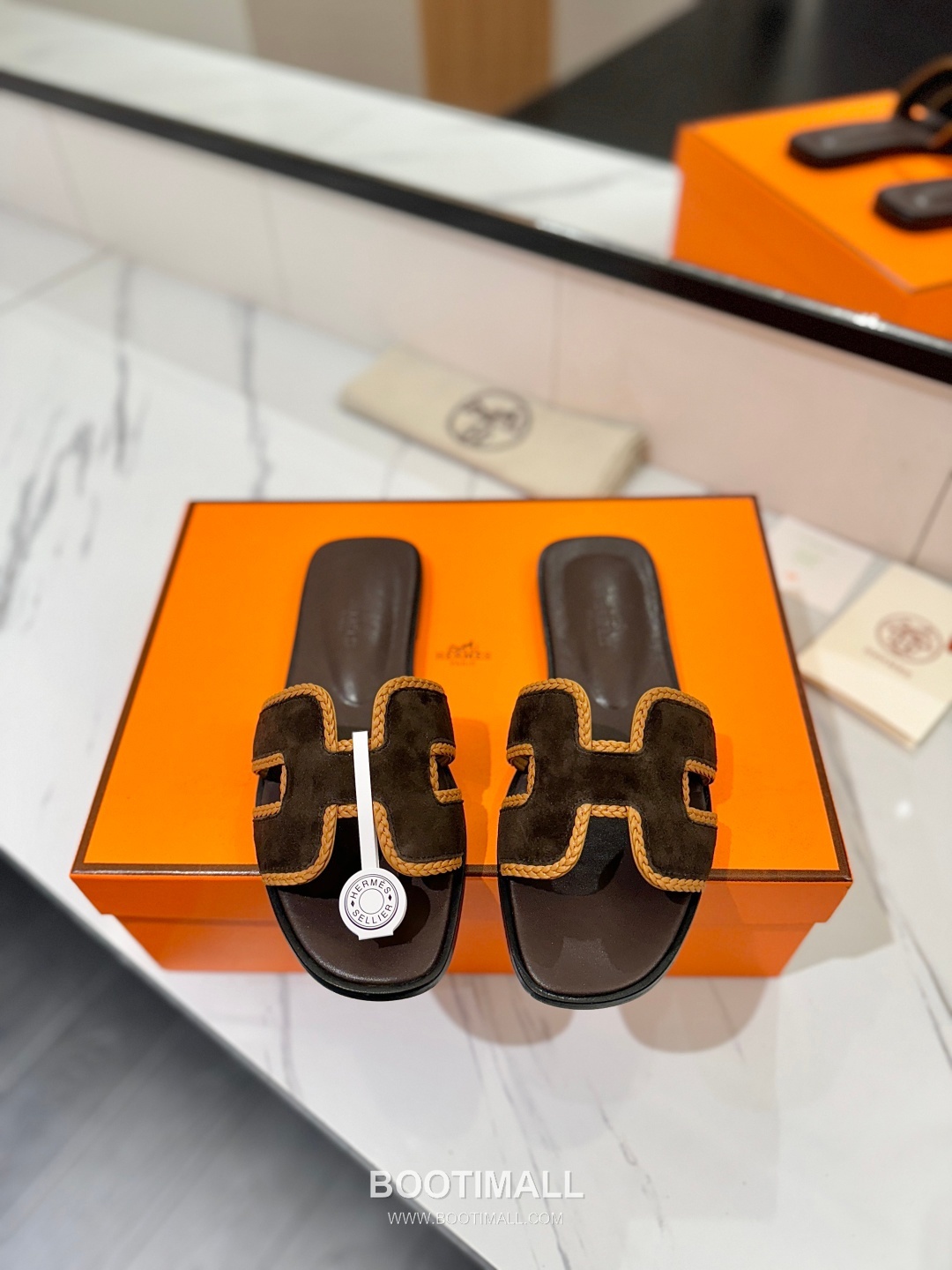 Hermes Classic Mule Sheepskin, Mixed Sheepskin Lining Brown 에르메스 클래식 뮬 양가죽, 혼합 양가죽 안감 브라운 3