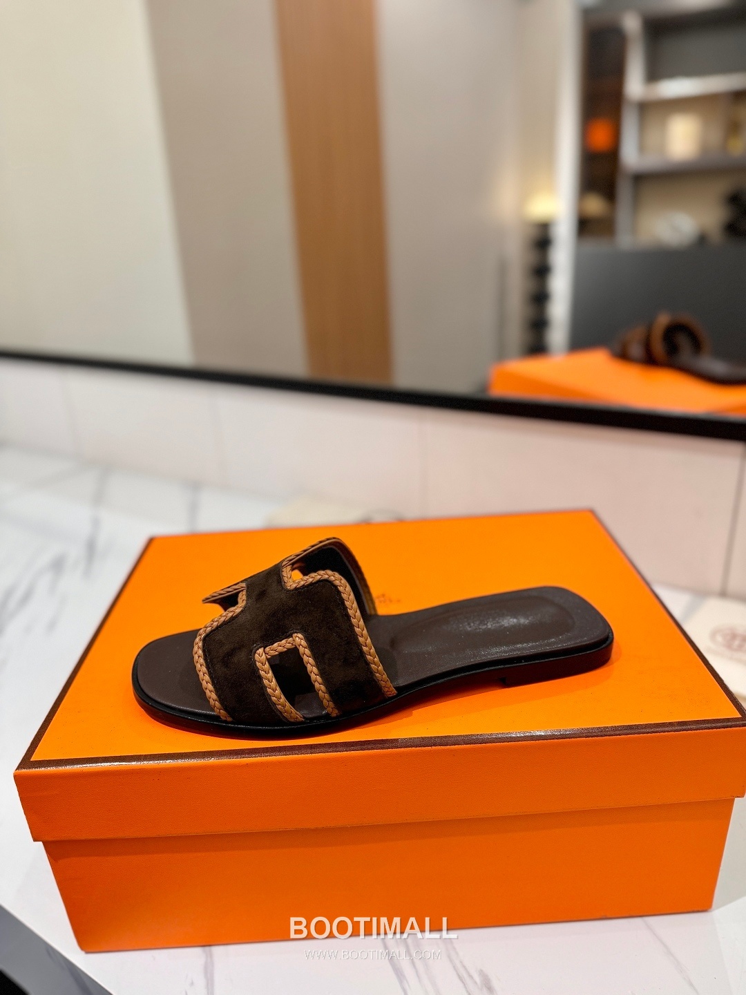 Hermes Classic Mule Sheepskin, Mixed Sheepskin Lining Brown 에르메스 클래식 뮬 양가죽, 혼합 양가죽 안감 브라운 4